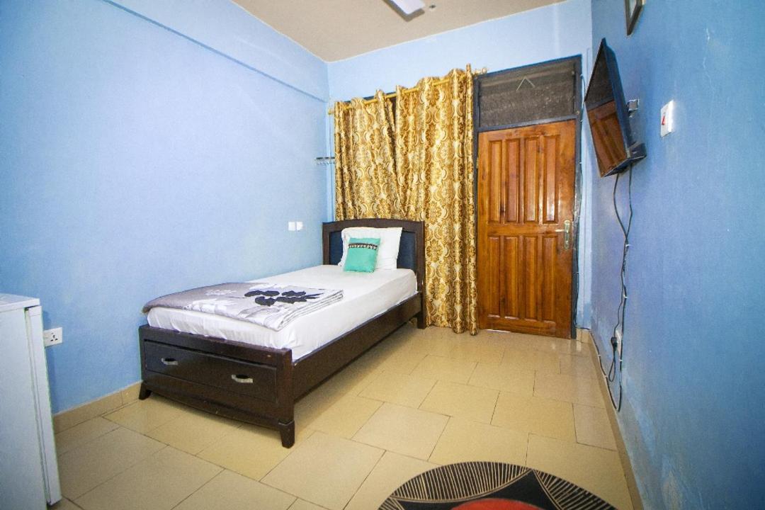 Kiverly Hotel view 4