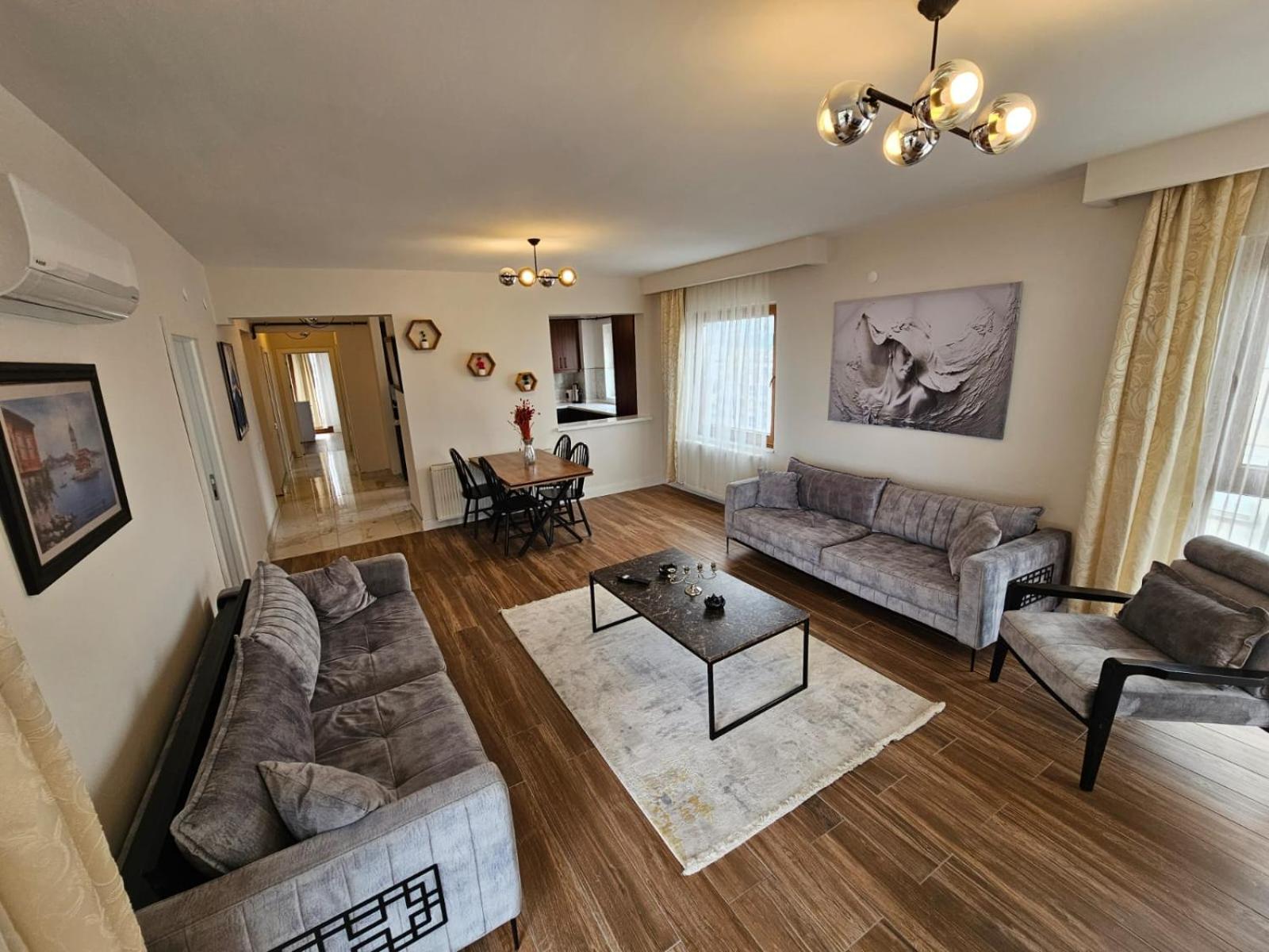 Lara Park Suites