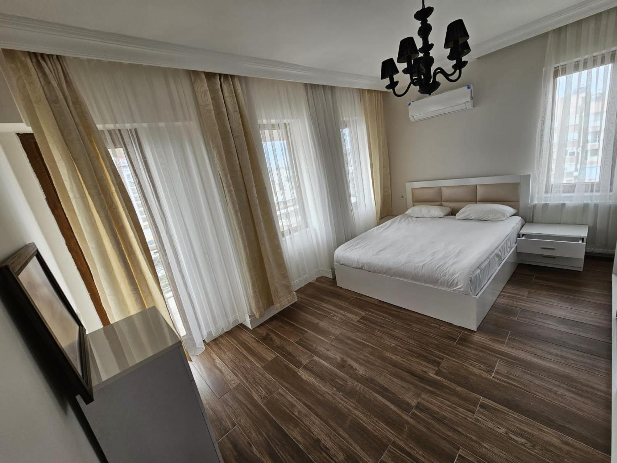 Lara Park Suites