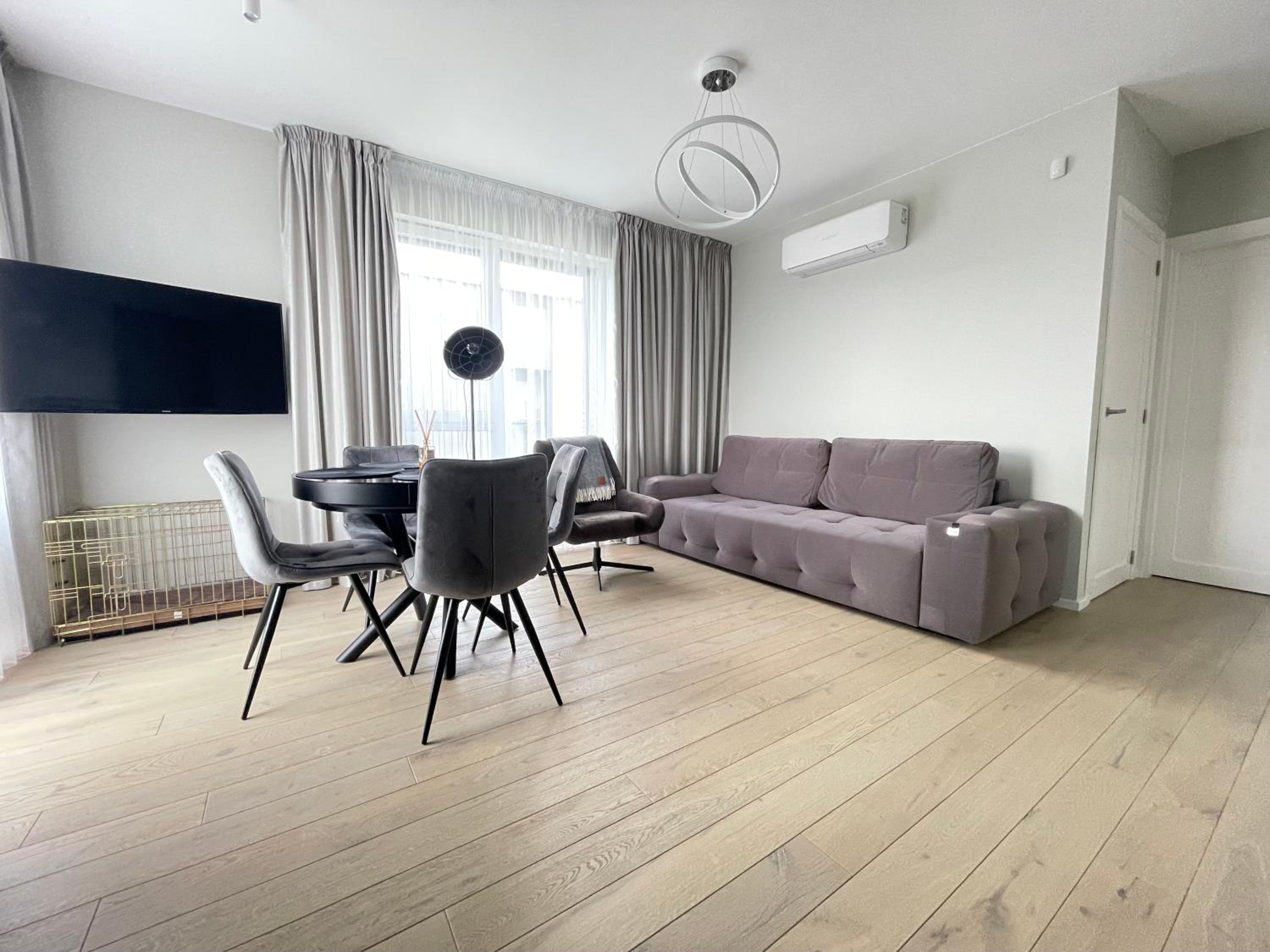 UTOPIA Apartment