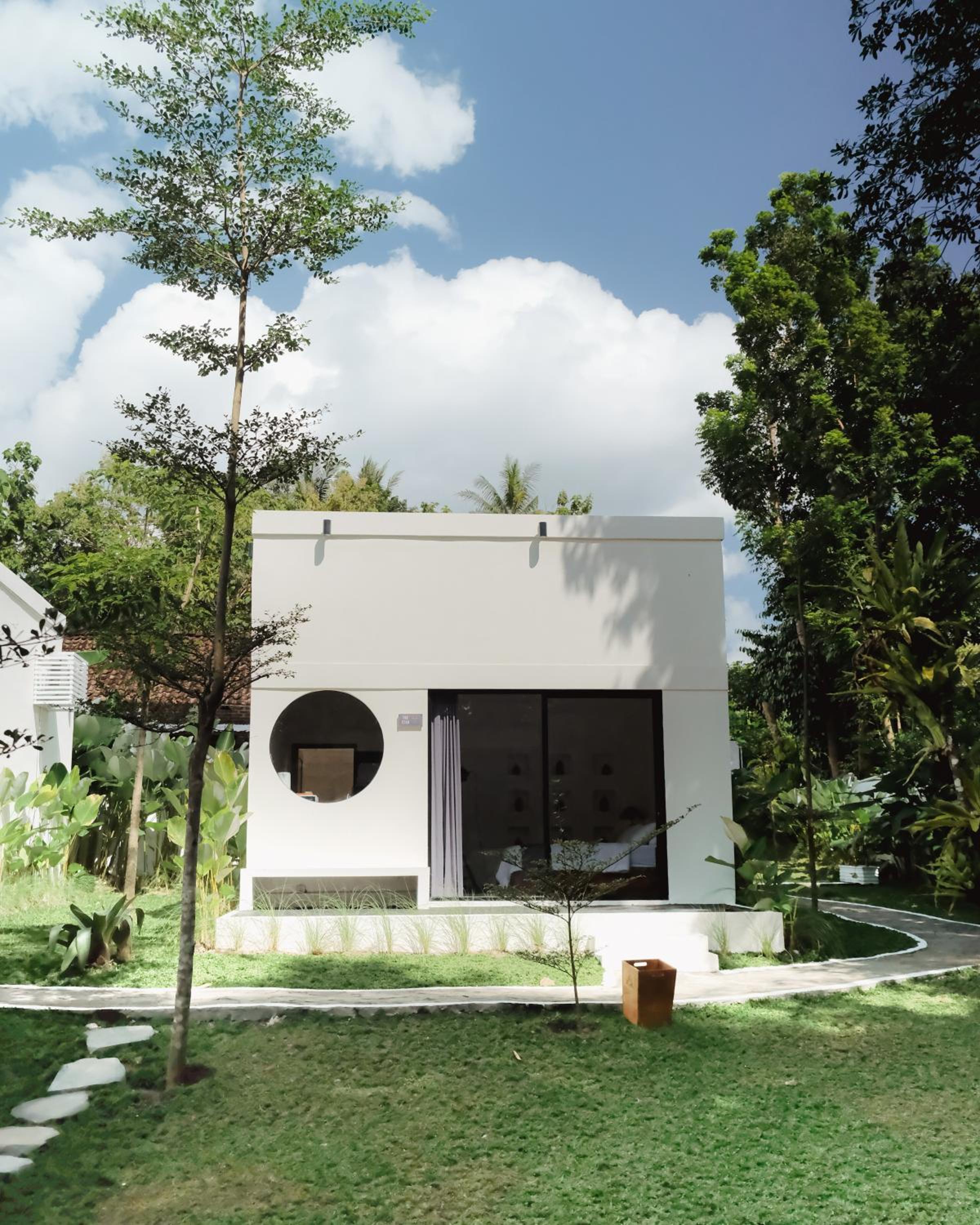 Hotel The Volter Yogyakarta - Image 1