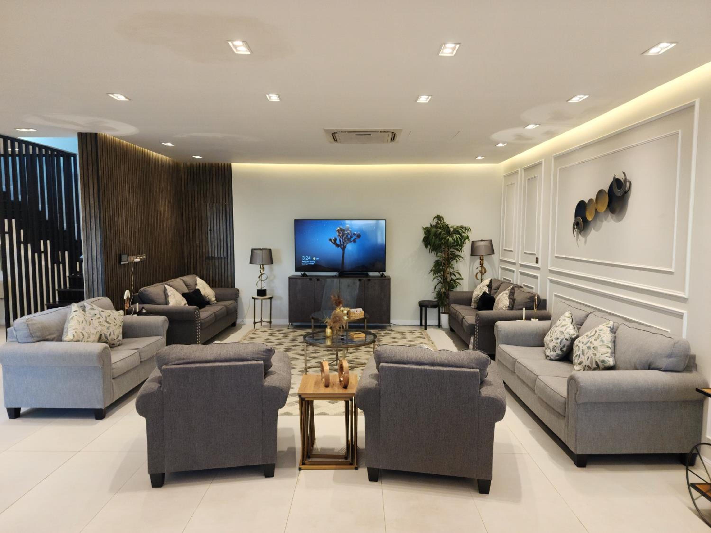 Al Qand Chalet For Families Only