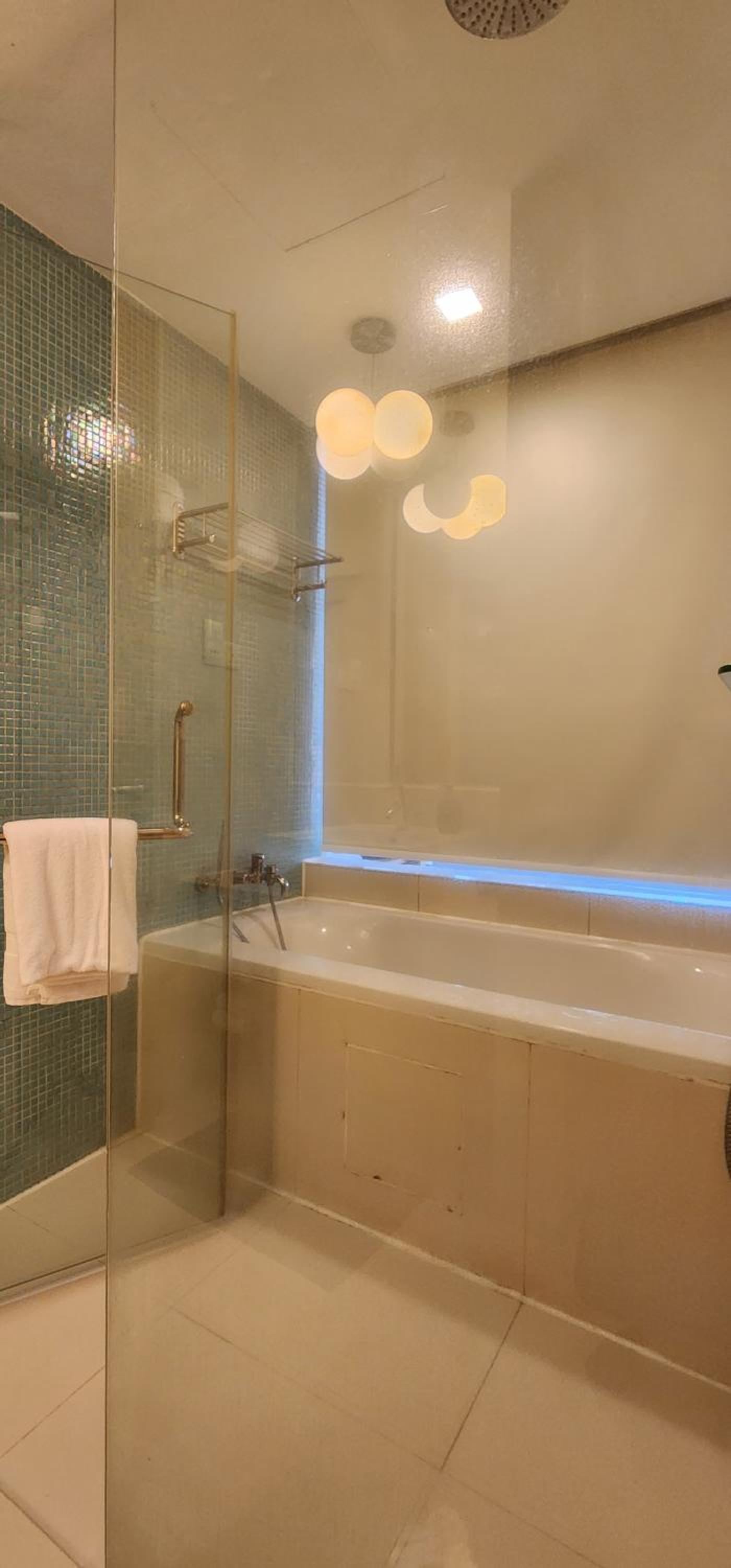 SUPER KING BED STUDIO walking distance to Petronas Twin Tower