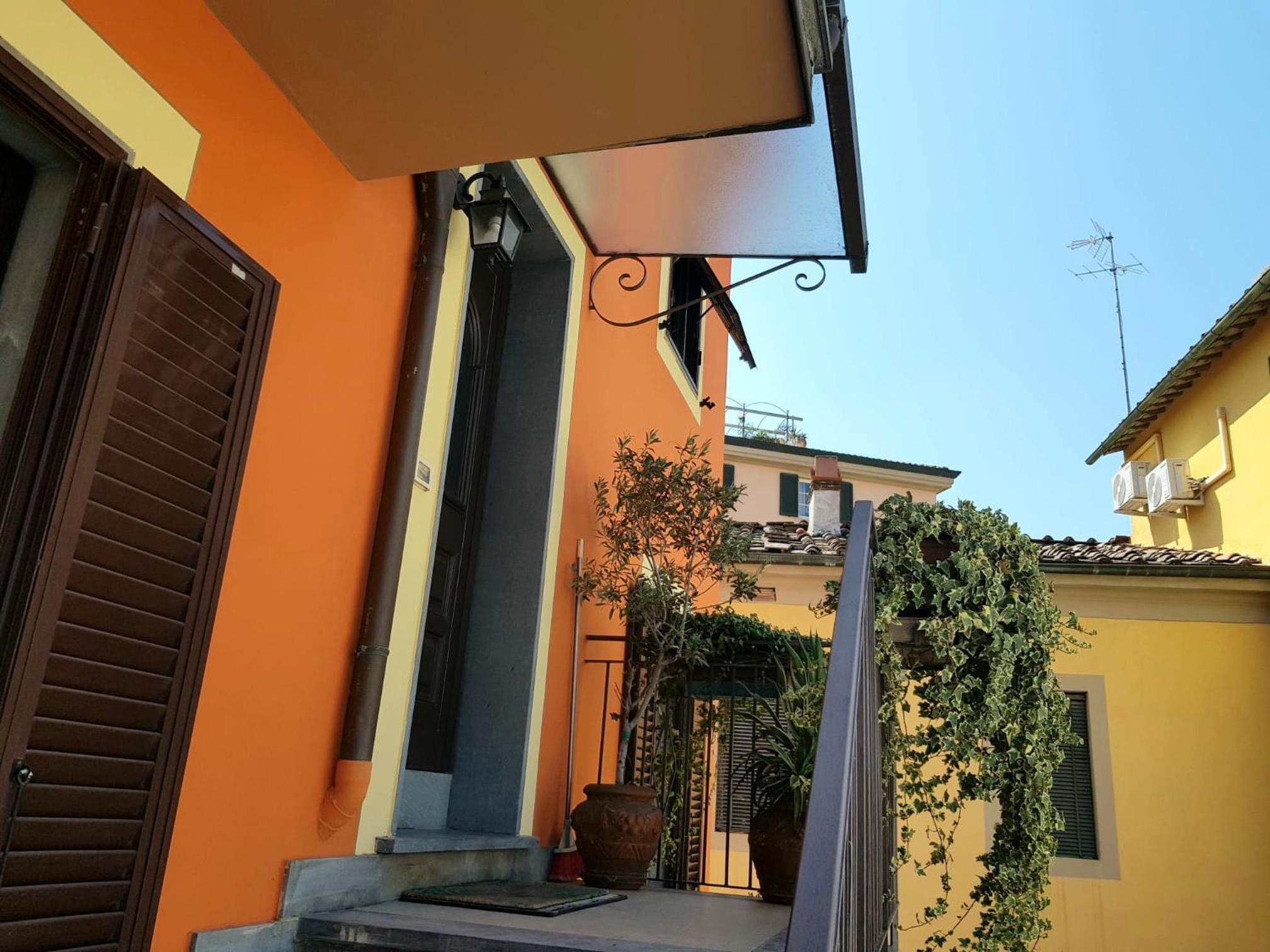 Casa Luciana - Comfort a Lucca con Parcheggio view 4