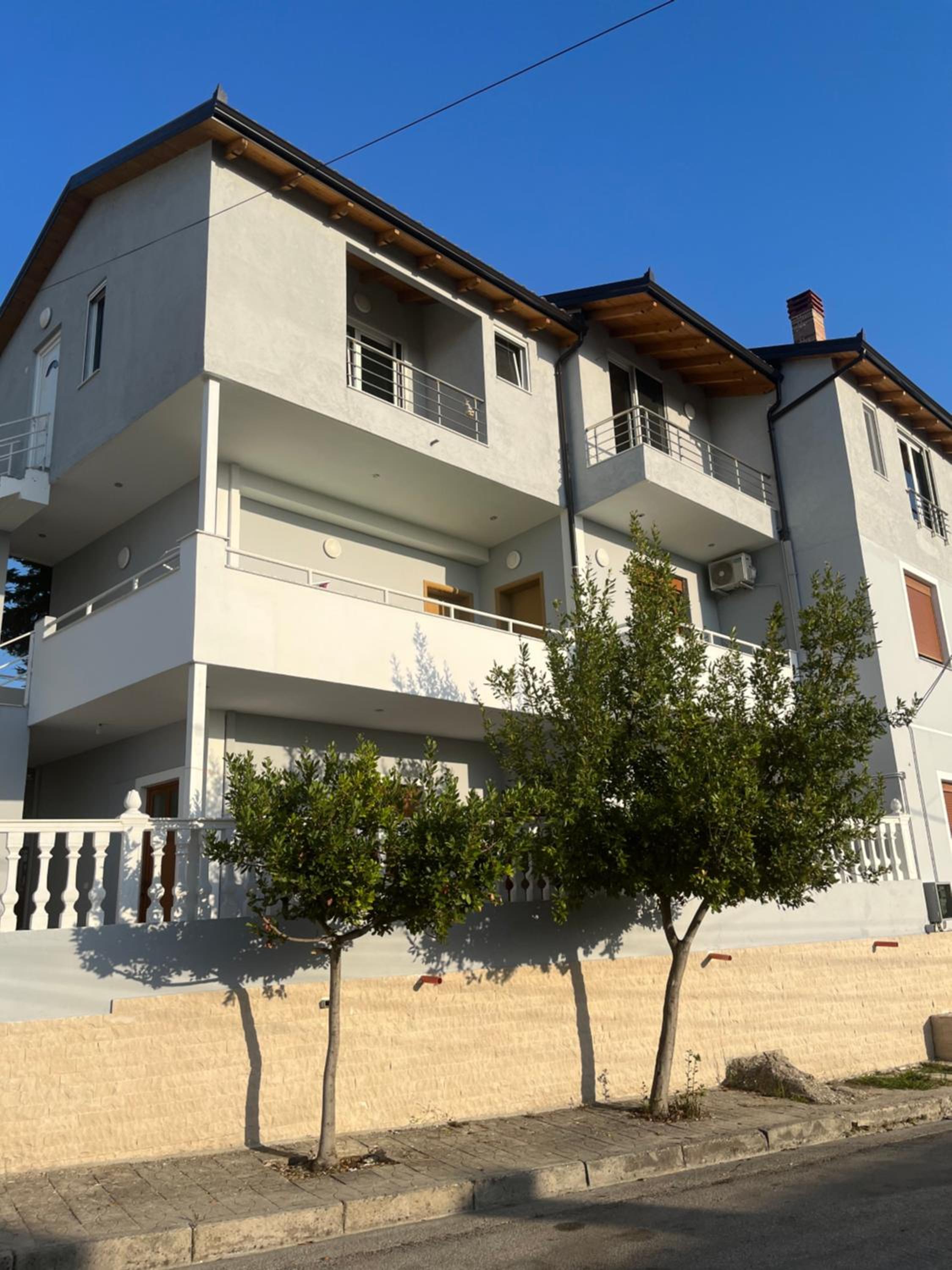 Villa Yseni