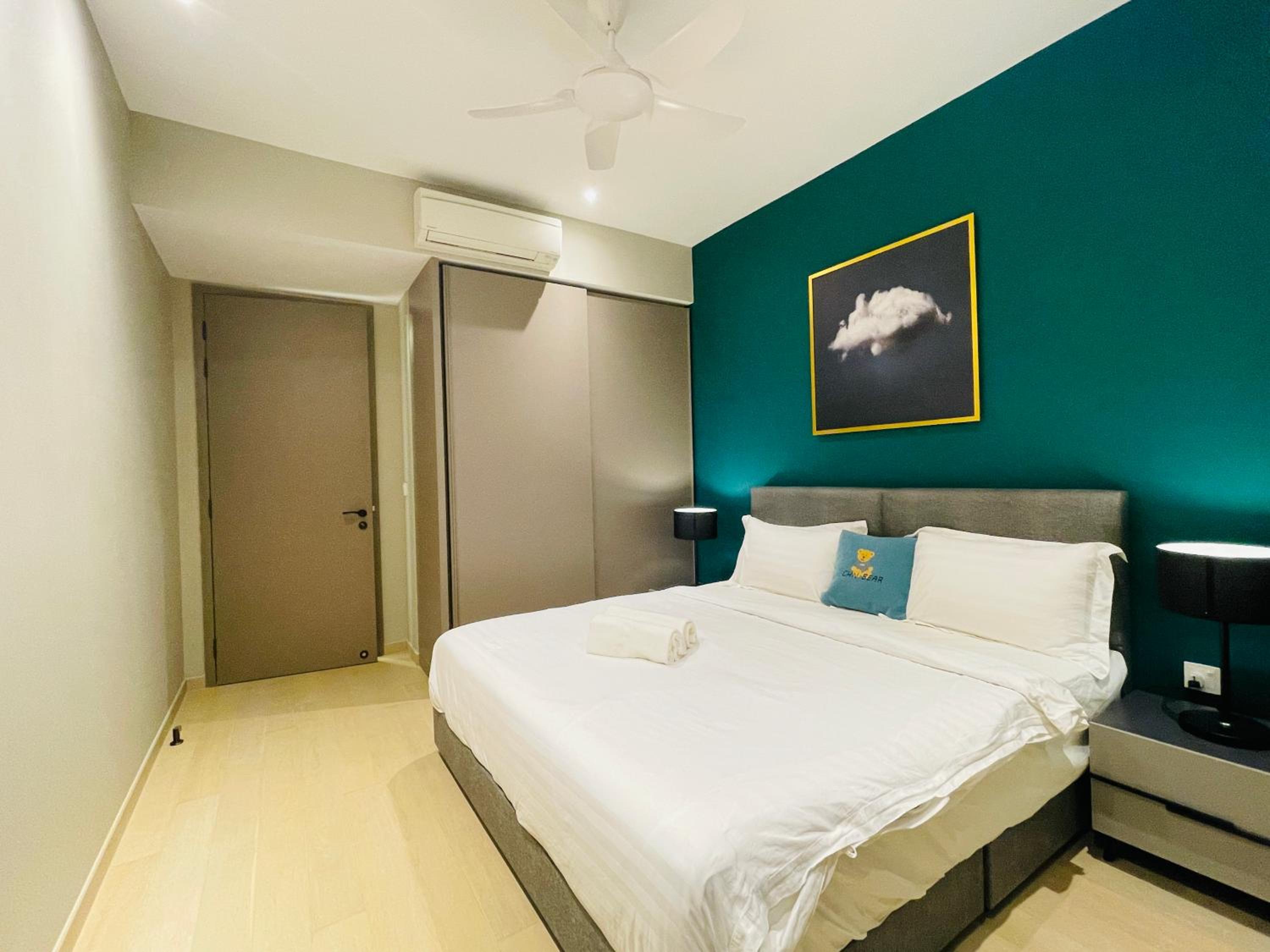 Eaton residences KLCC m@h