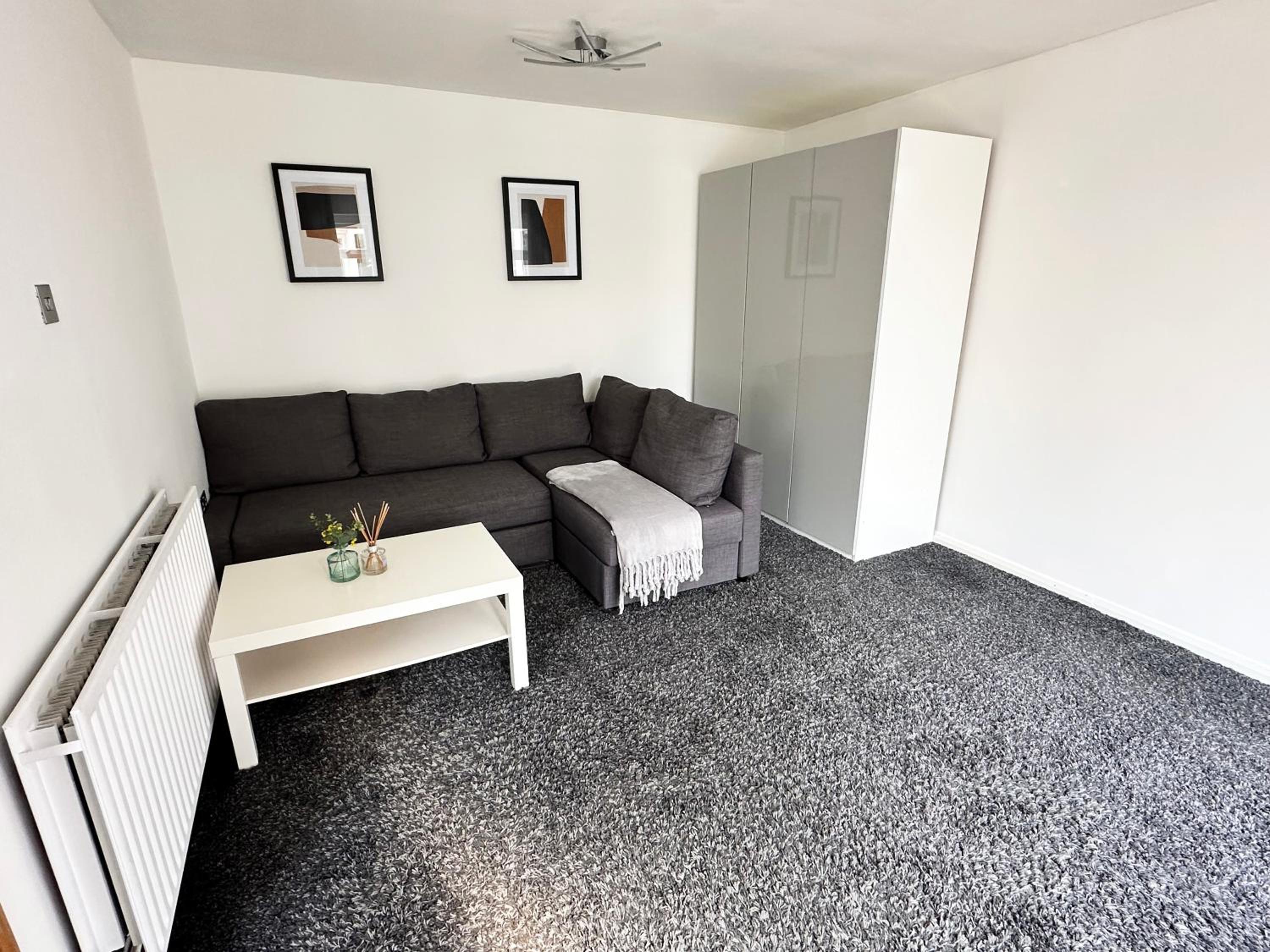 Detached house in Essex view 5