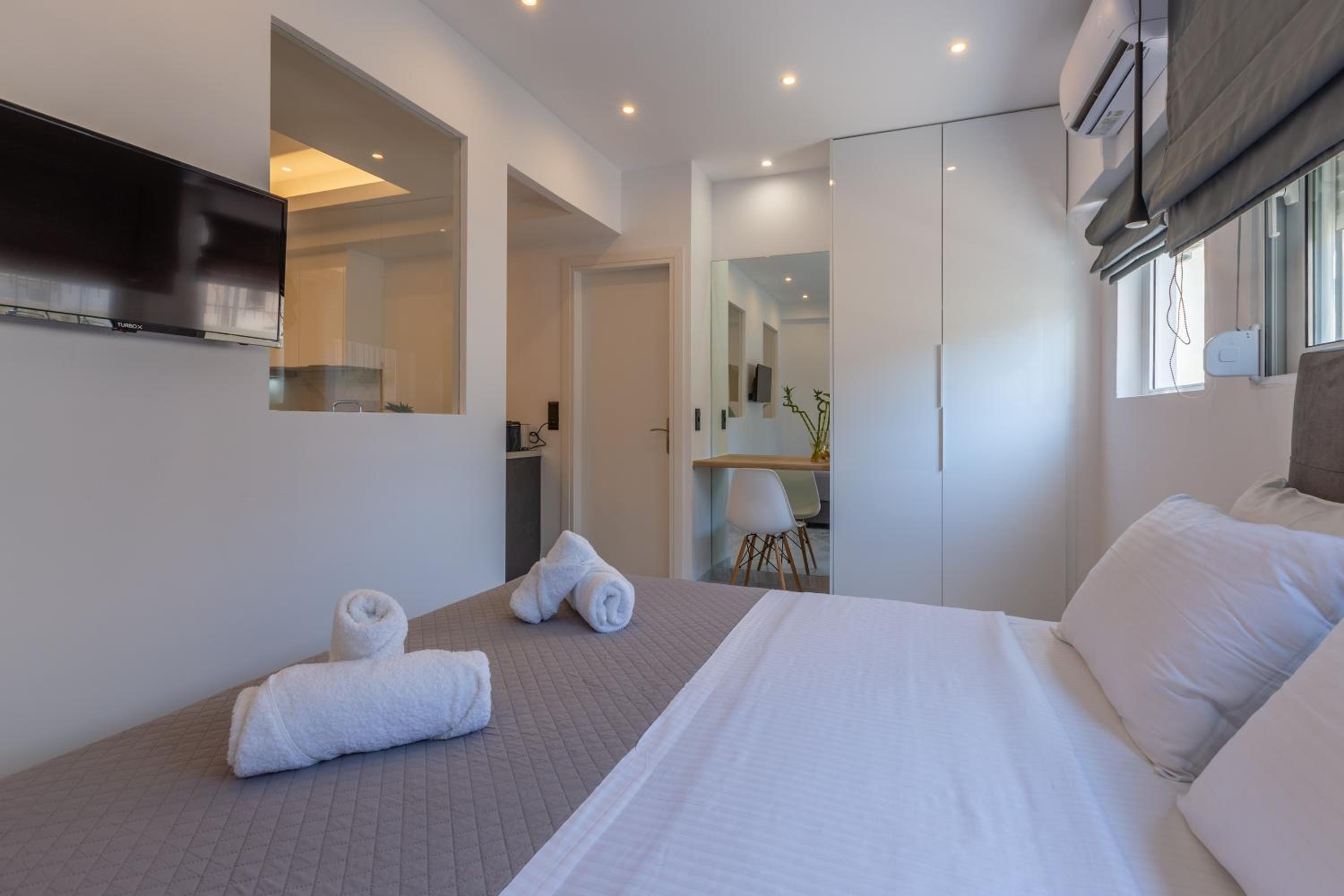 Mandevilia Suites