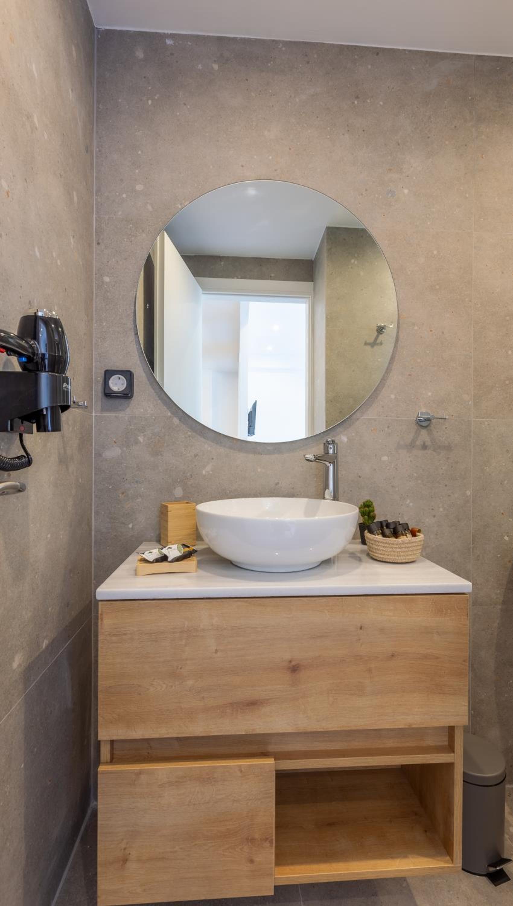 Mandevilia Suites