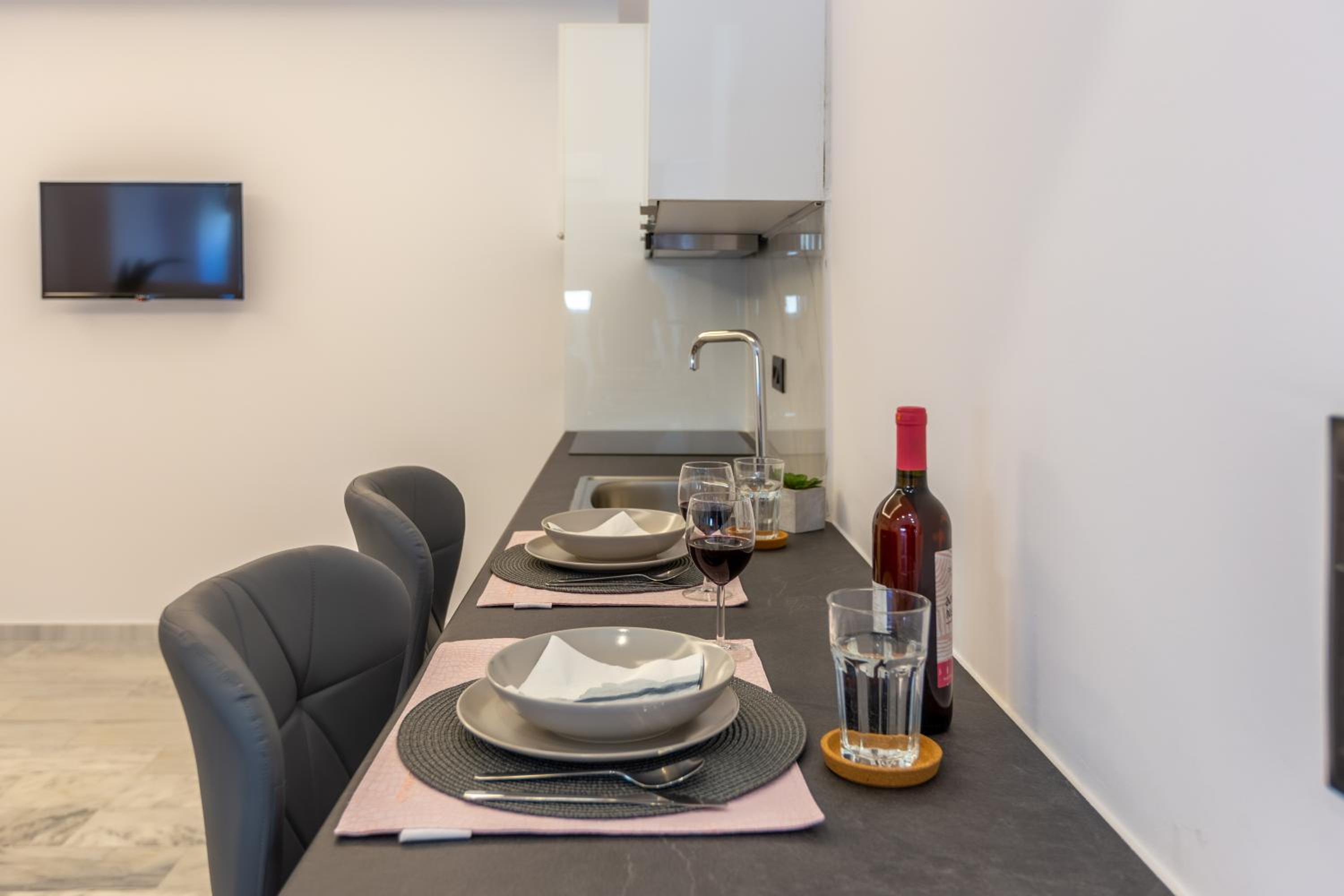 Mandevilia Suites