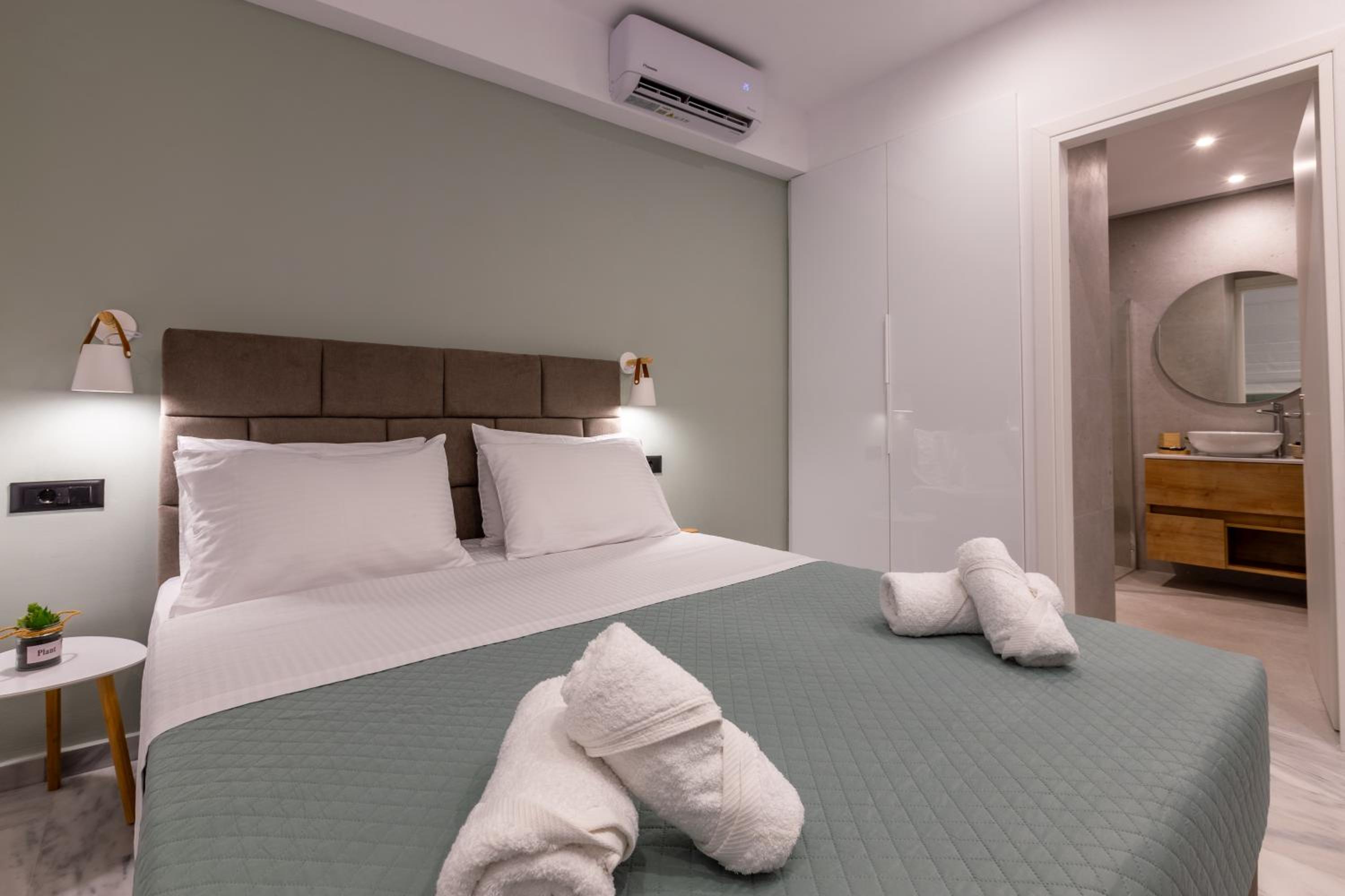 Mandevilia Suites