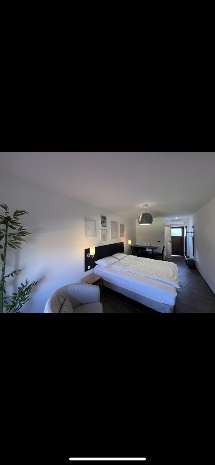 Texas pub & apartman view 4