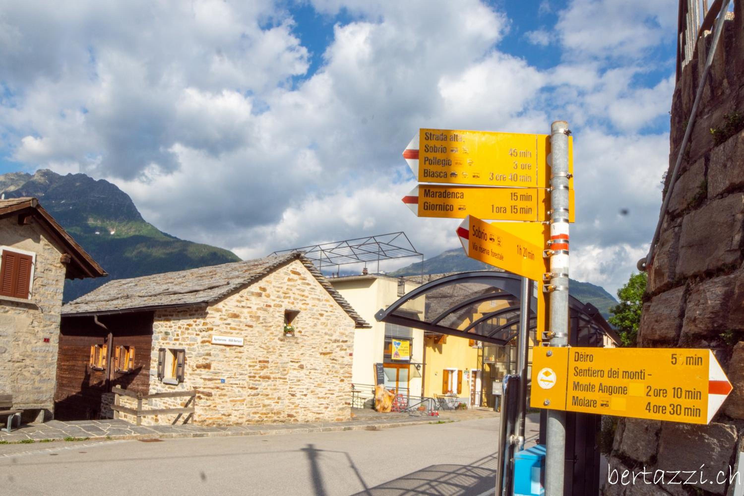 Appartamenti Bertazzi, Cavagnago - self check-in