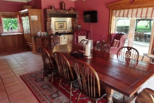 Plas Y Dderwen Bed and Breakfast