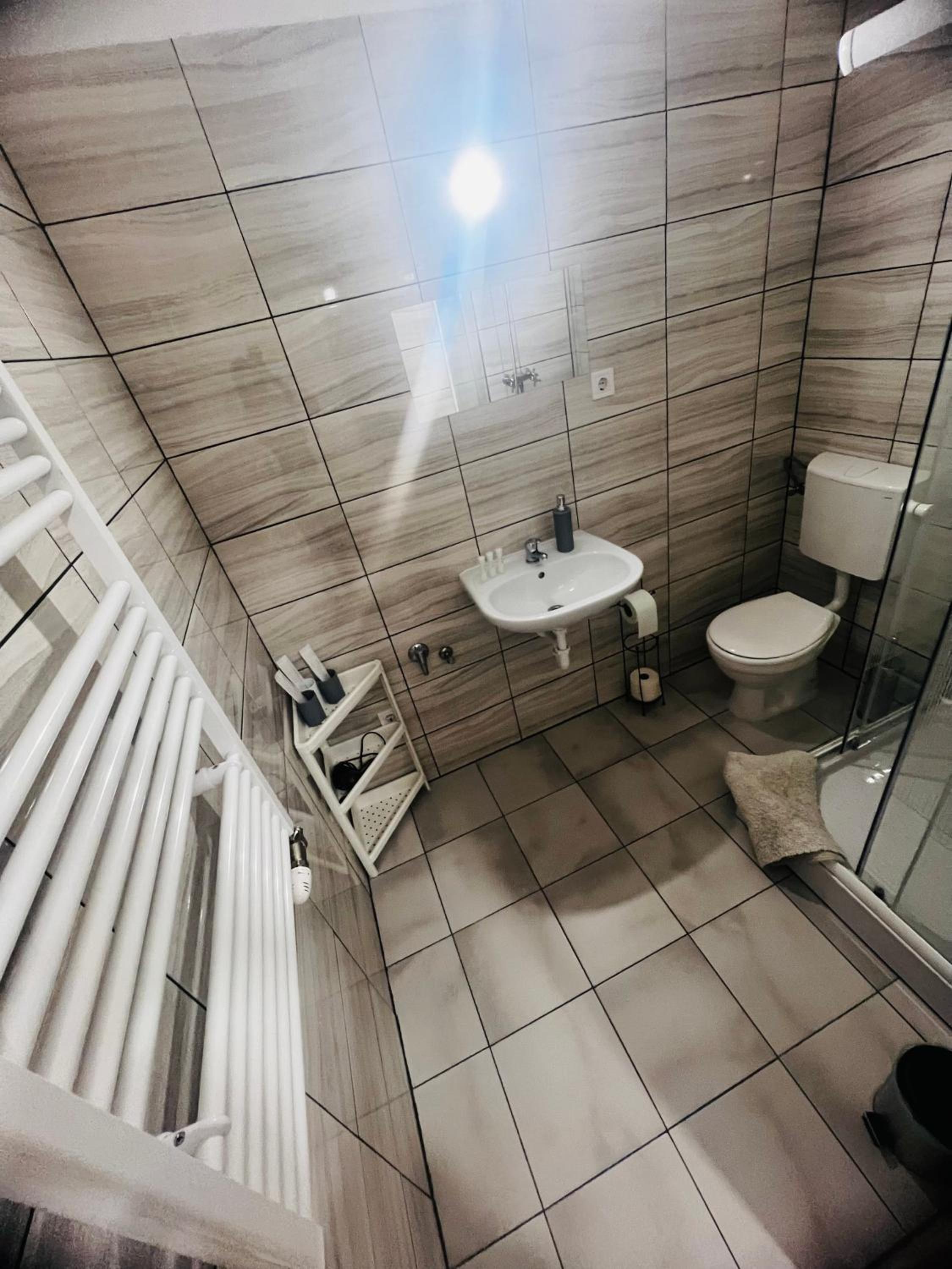 Venus Apartments - Mira Nest