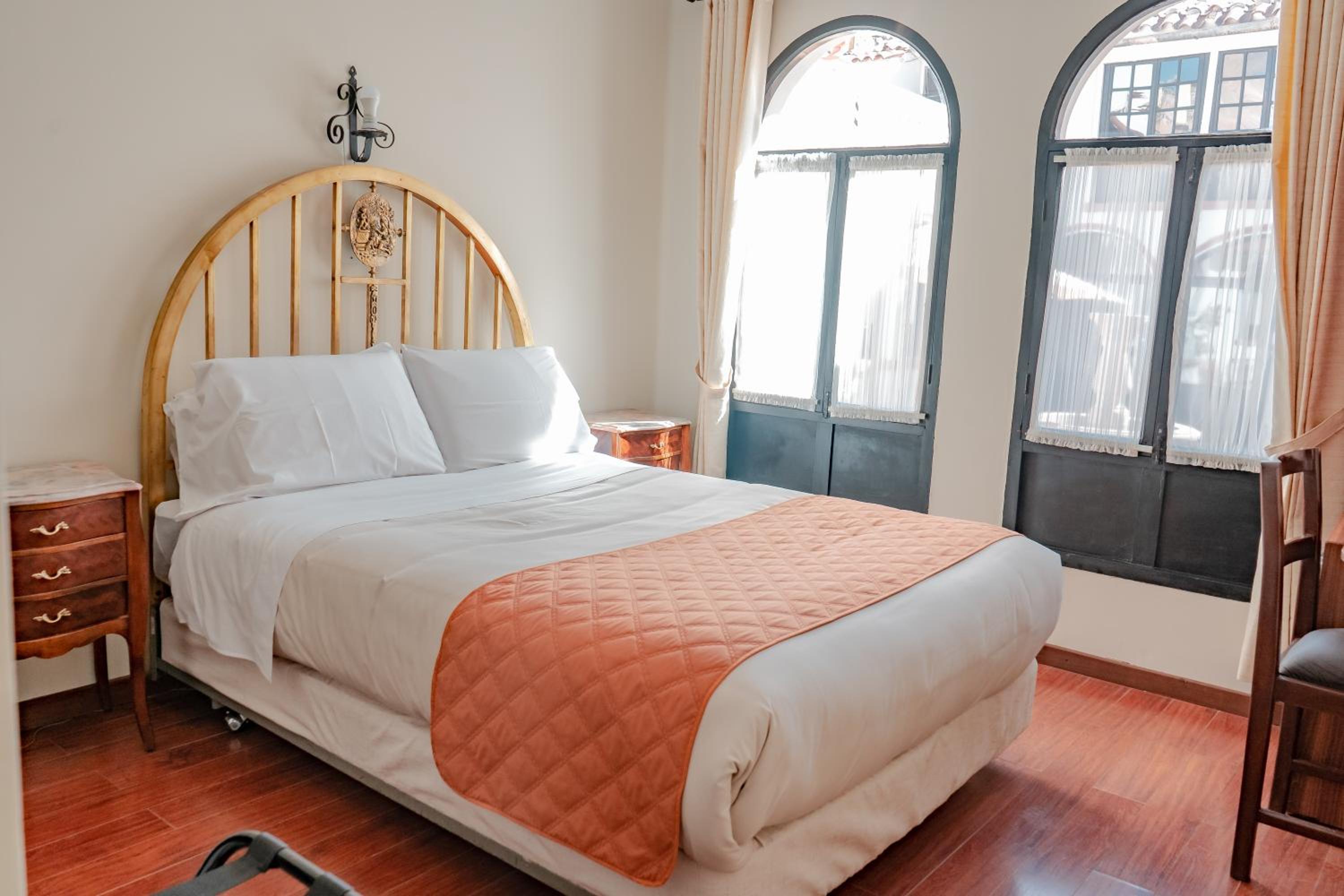 Colonial Hotel Boutique