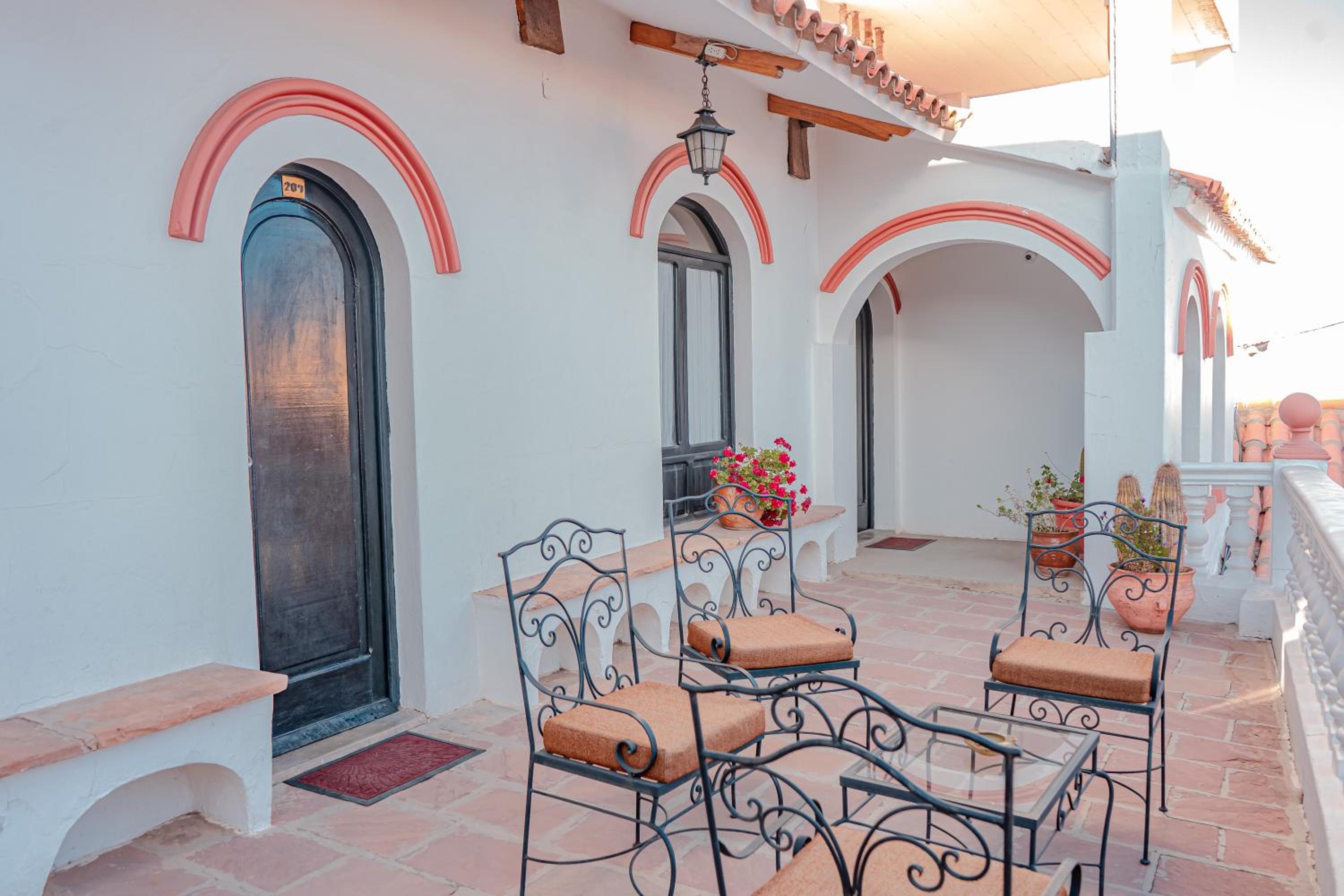 Colonial Hotel Boutique
