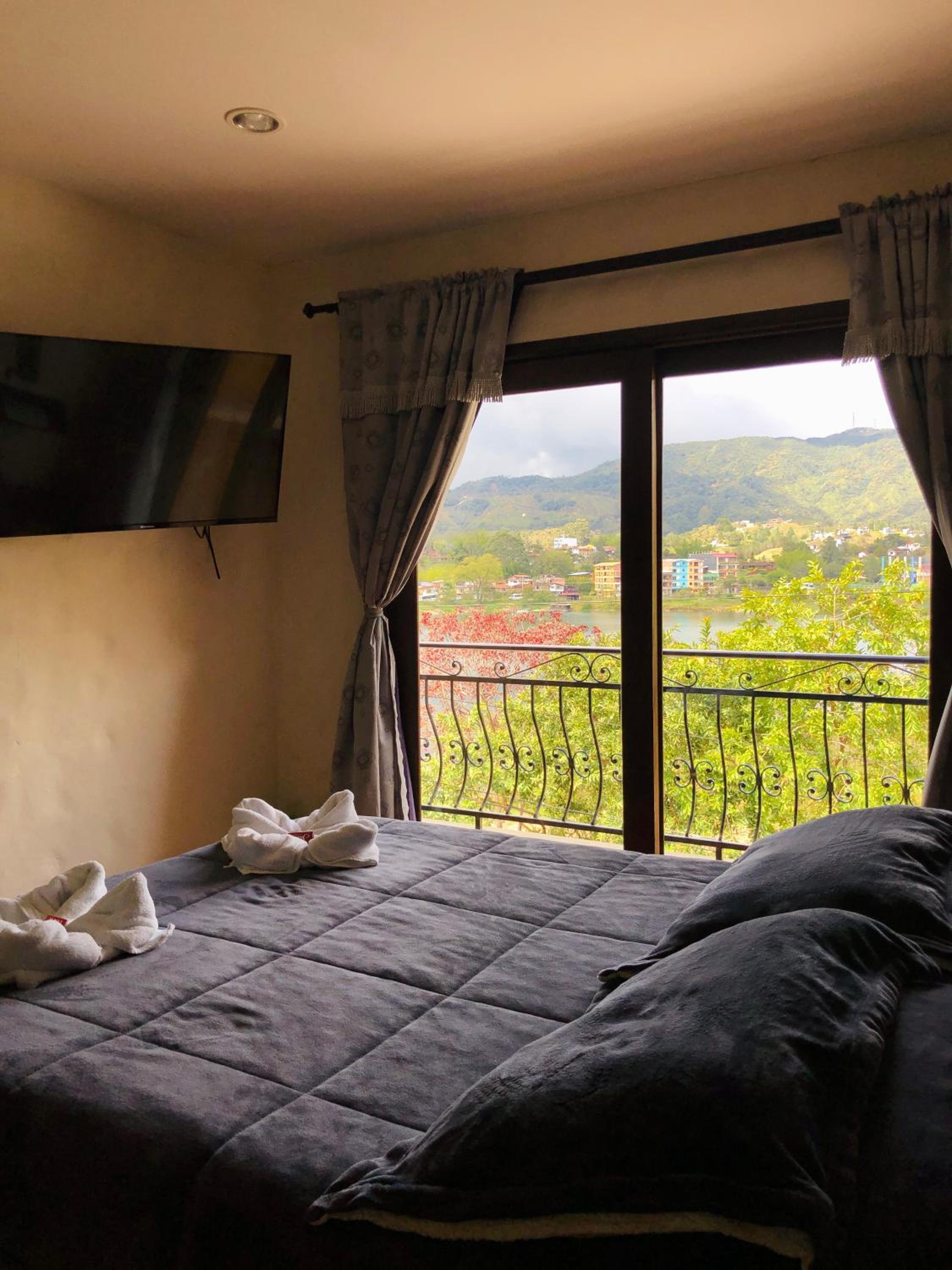 Lake View Hostel