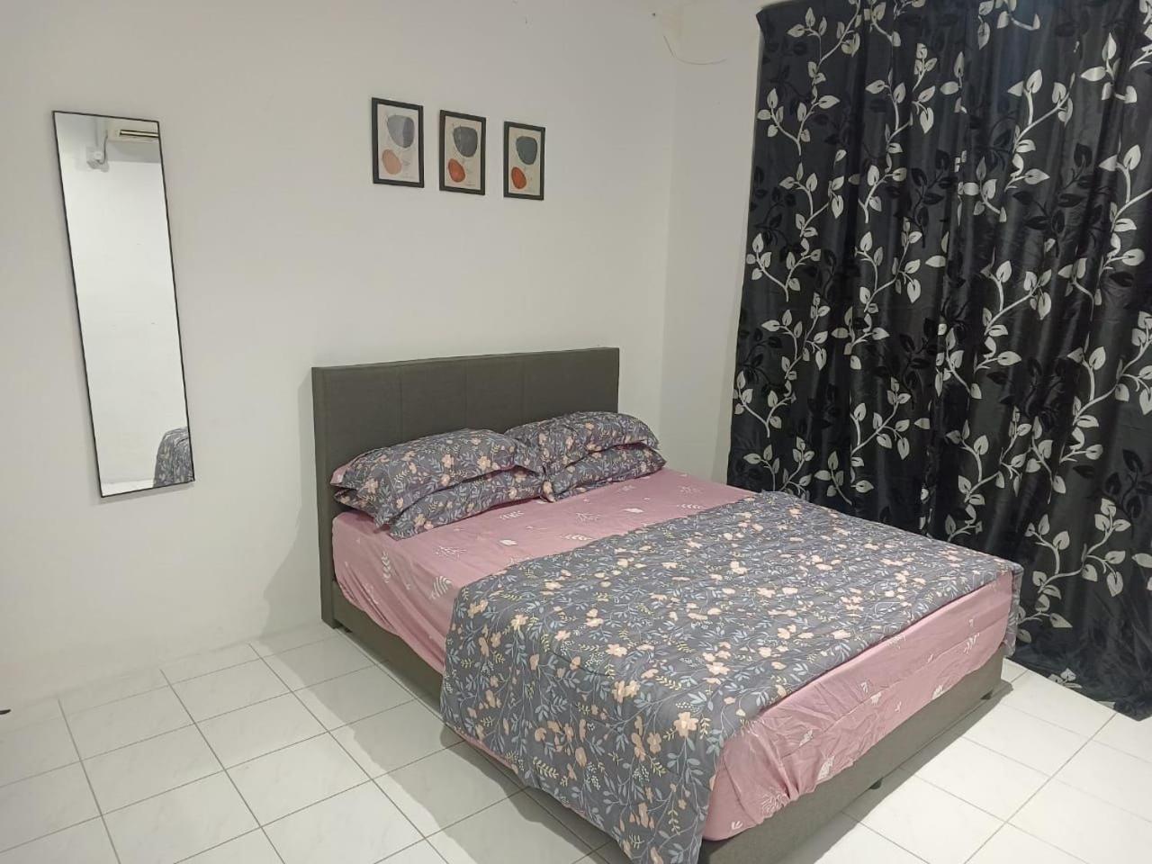 NAURAH HOMESTAY