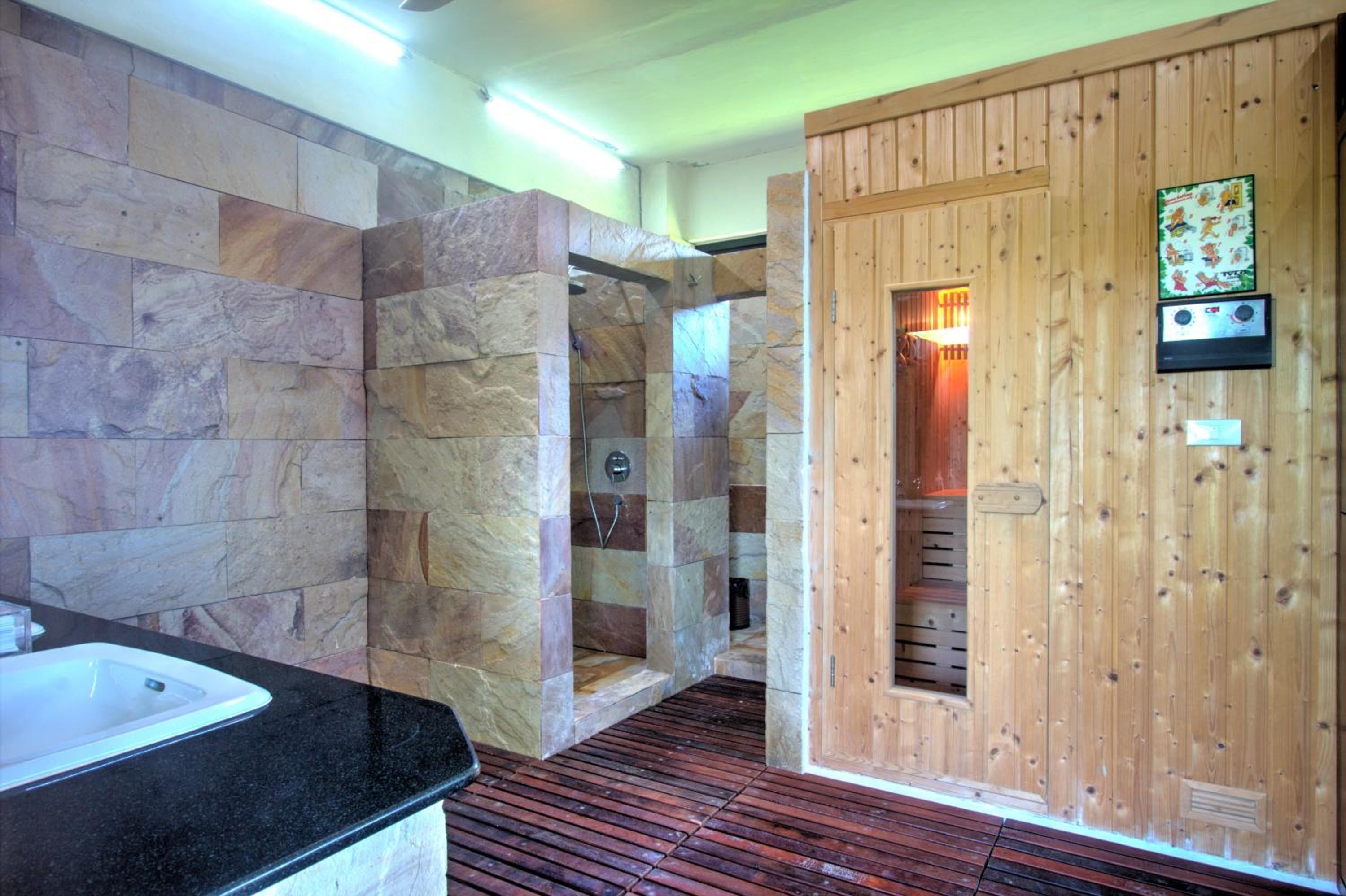 Parama Koh Chang