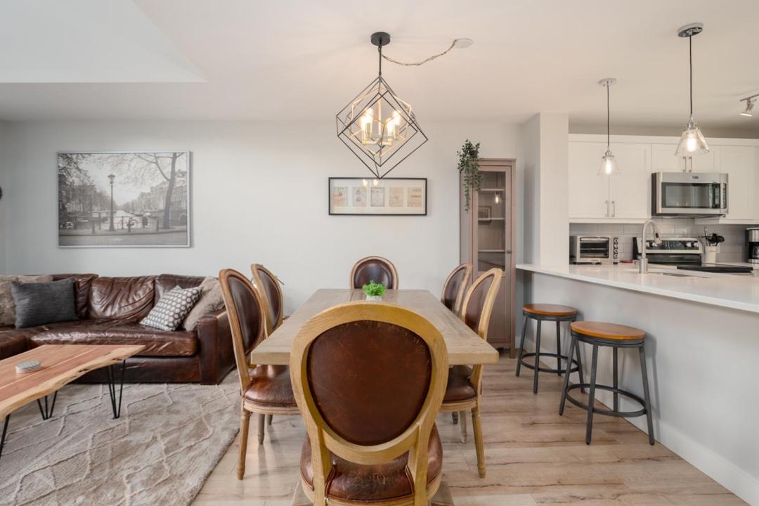 2BR - Multi-Level Townhome with Hot Tub by Harmony Whistler