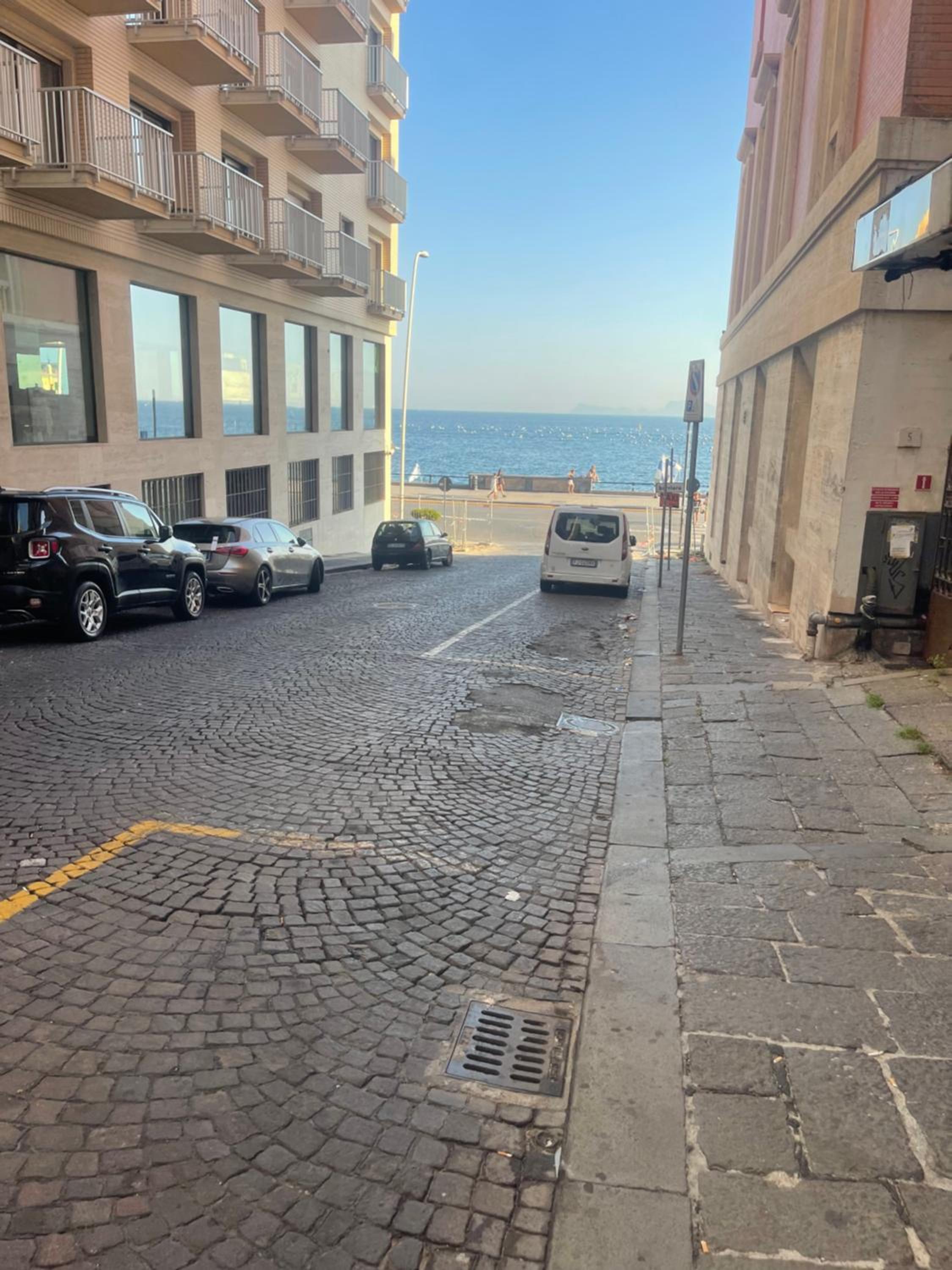 A 2 passi dal lungomare Napoli