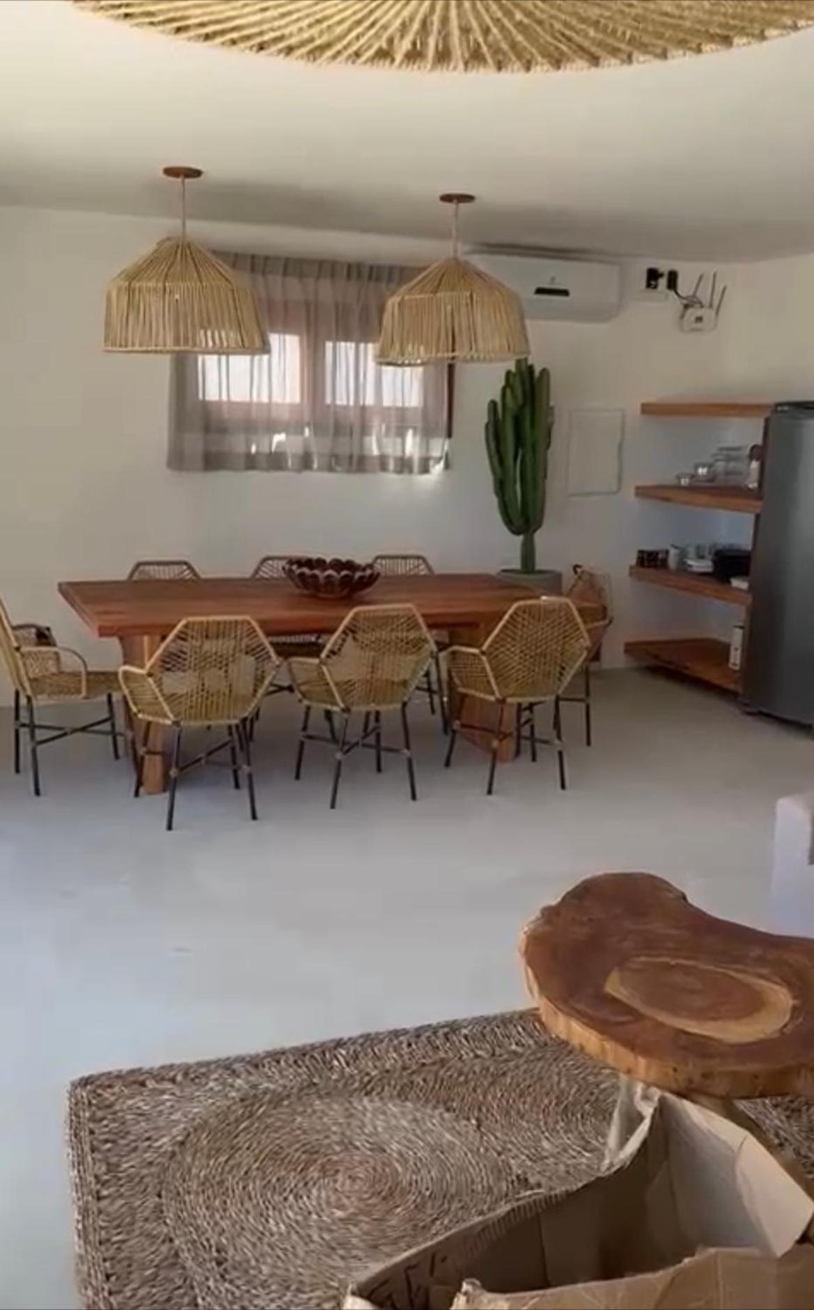 Villa Mango Beach Houses