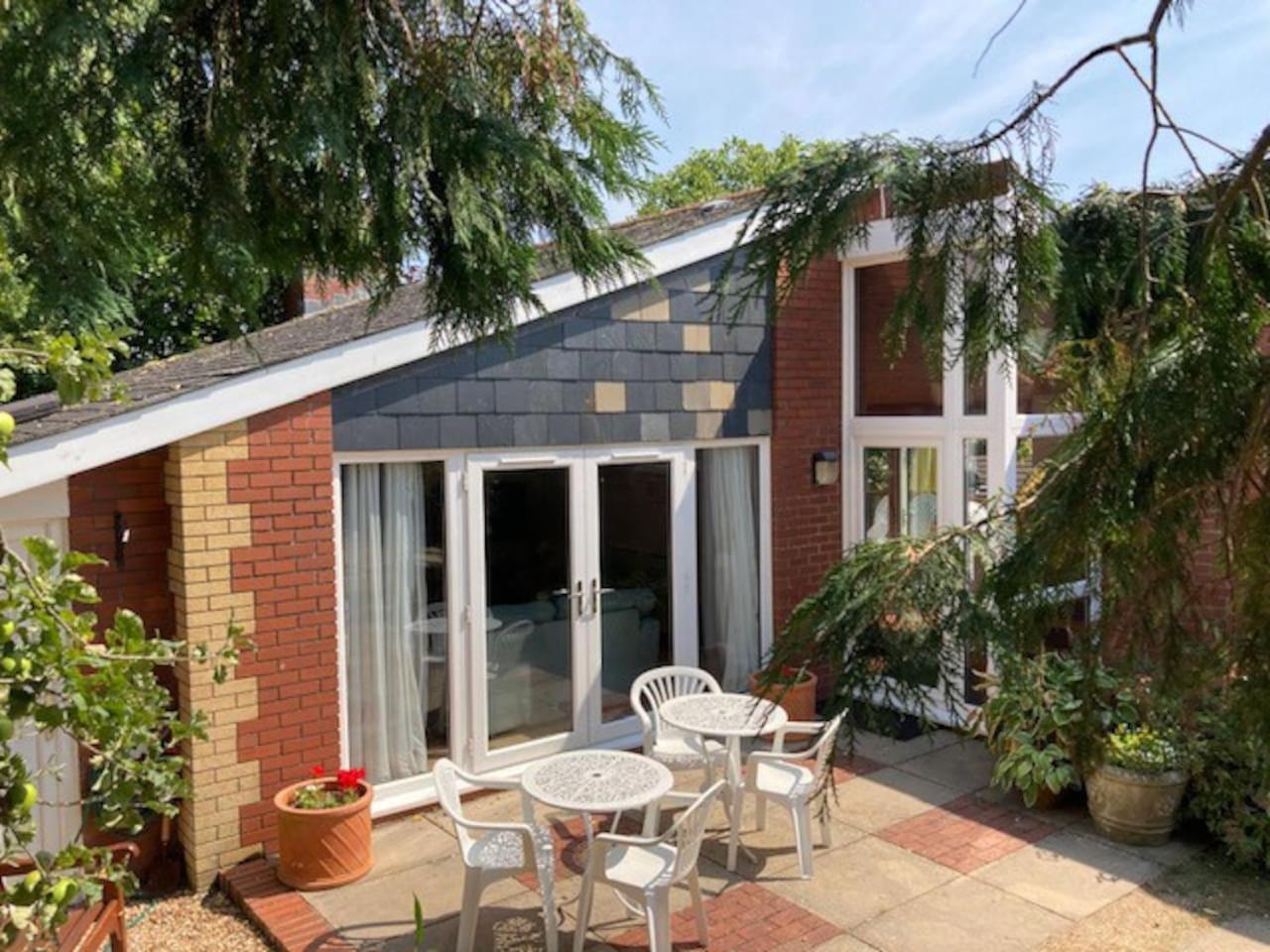 Walnut Cottage