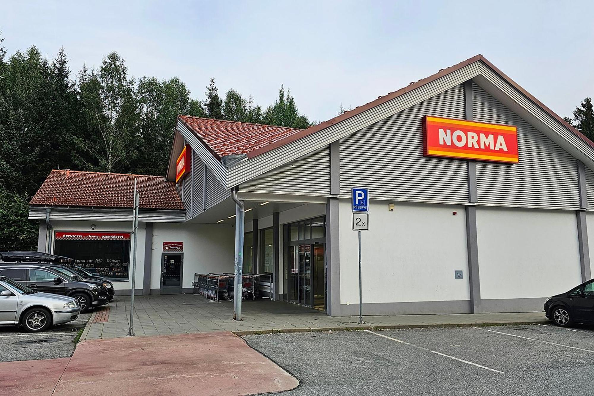 ENJOYHARRACHOV - Atraktivní slunný klimatizovaný apartmán 14 v centru se saunou, parkováním, Wifi-WLAN, SAT, herní konzolí, PC s win 10, Netflix zdarma a m