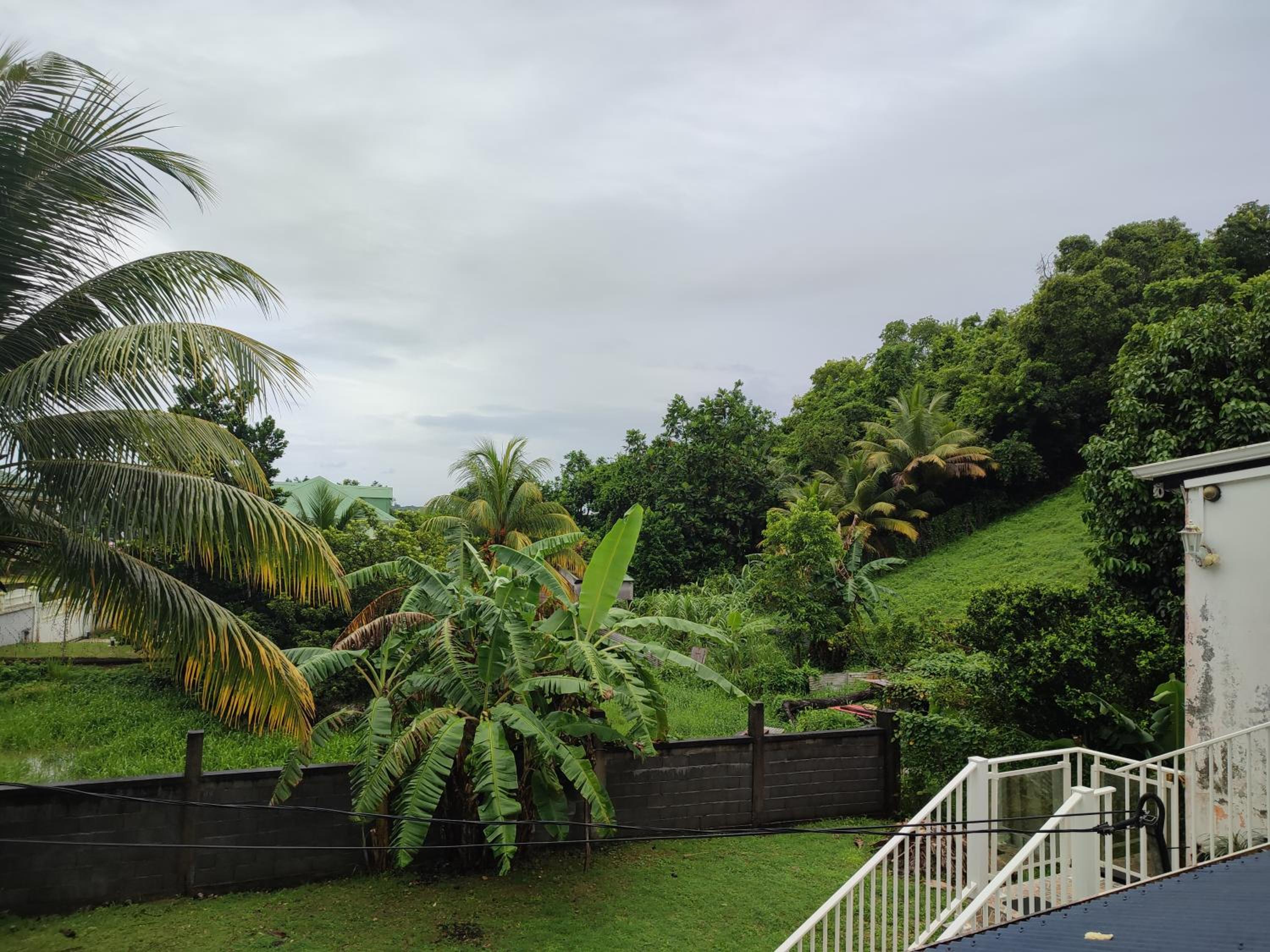 haut de villa spacieux et calme view 2