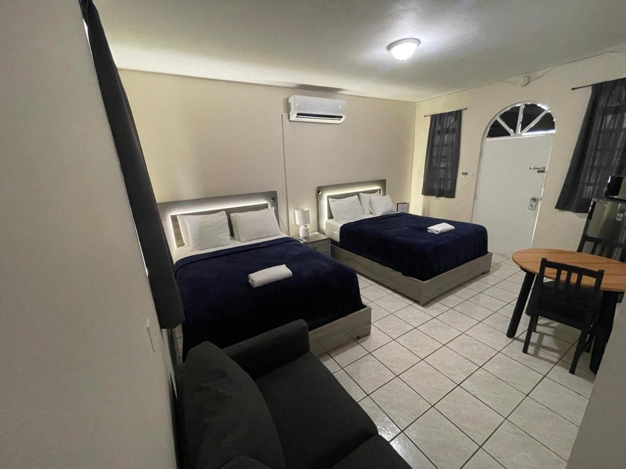 The Village Inn - Property Image 4