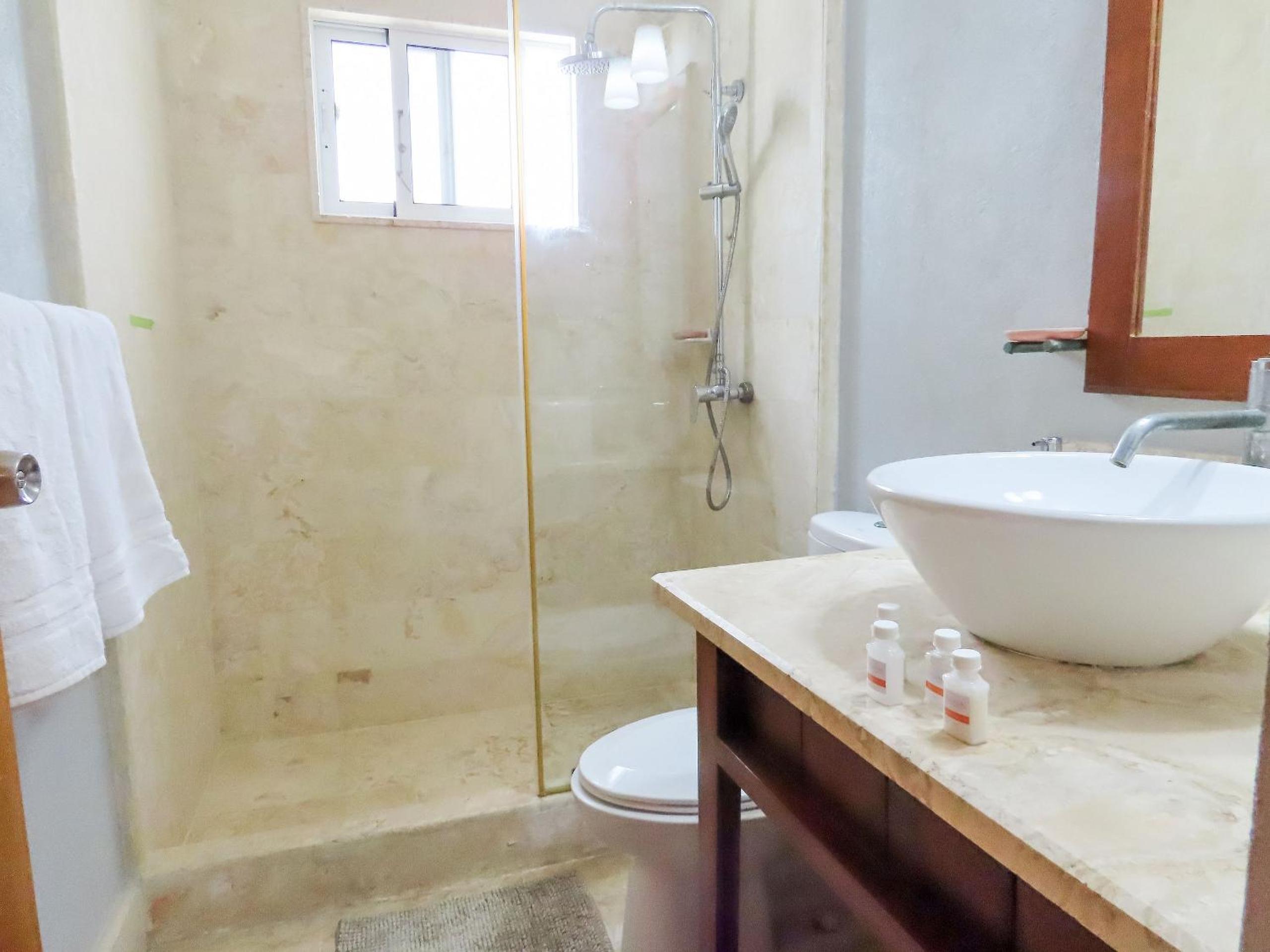 Just 50 meters from the beach, bars and restaurants.