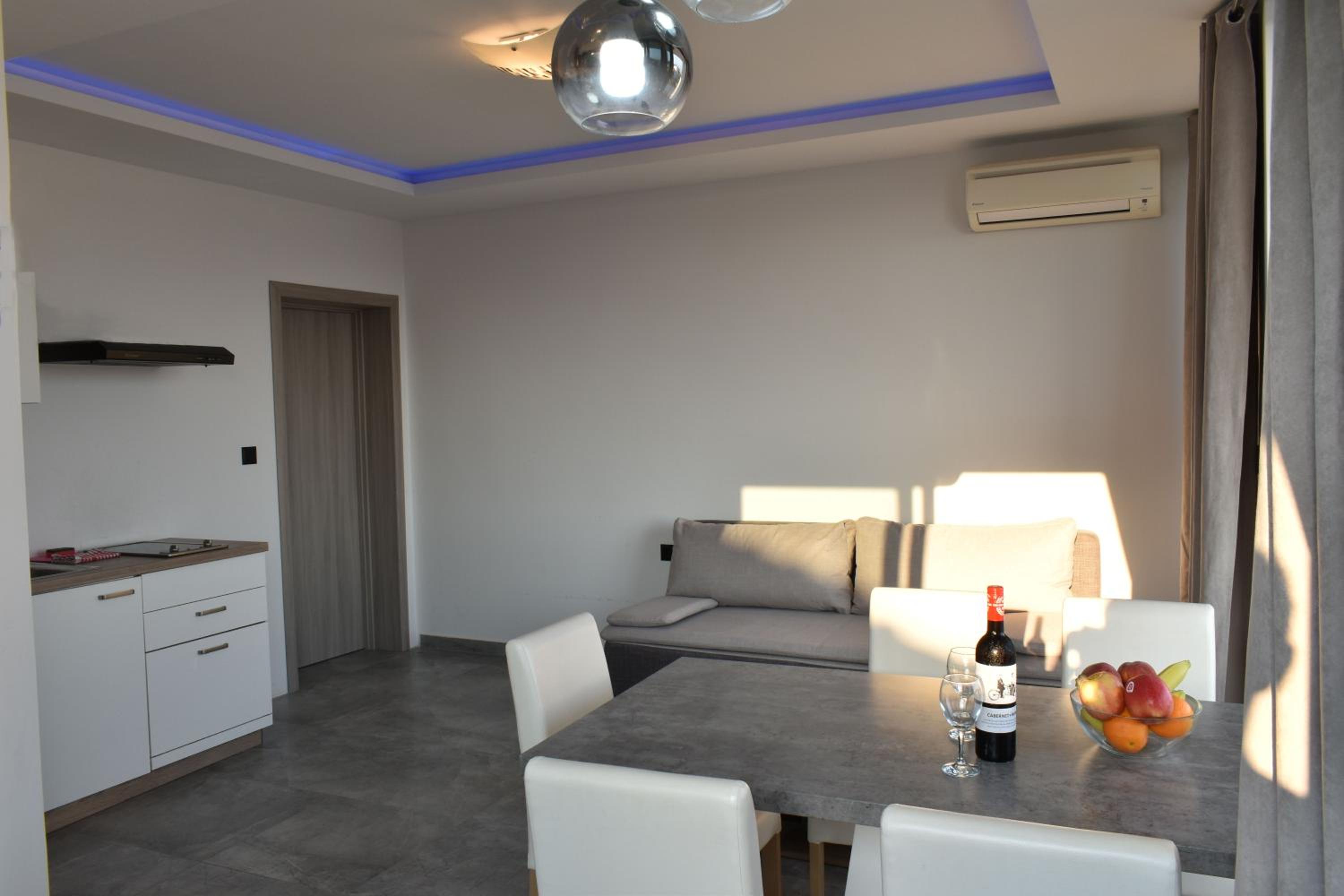 Apartments Toni