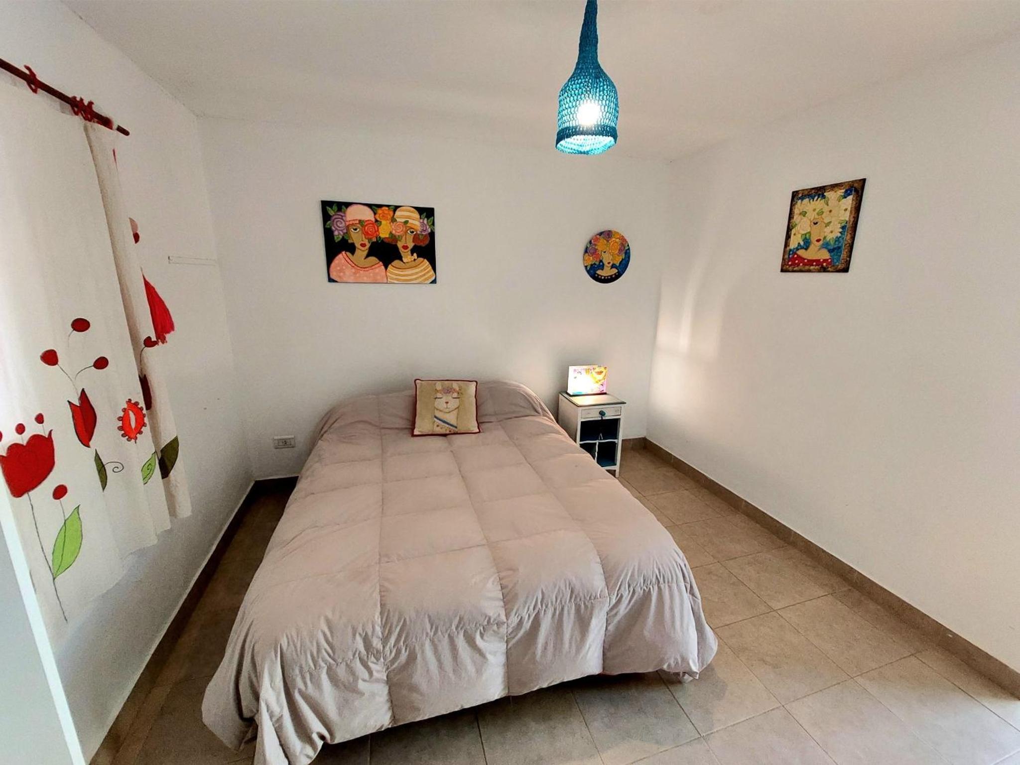 Huaka Hostel and Guest house