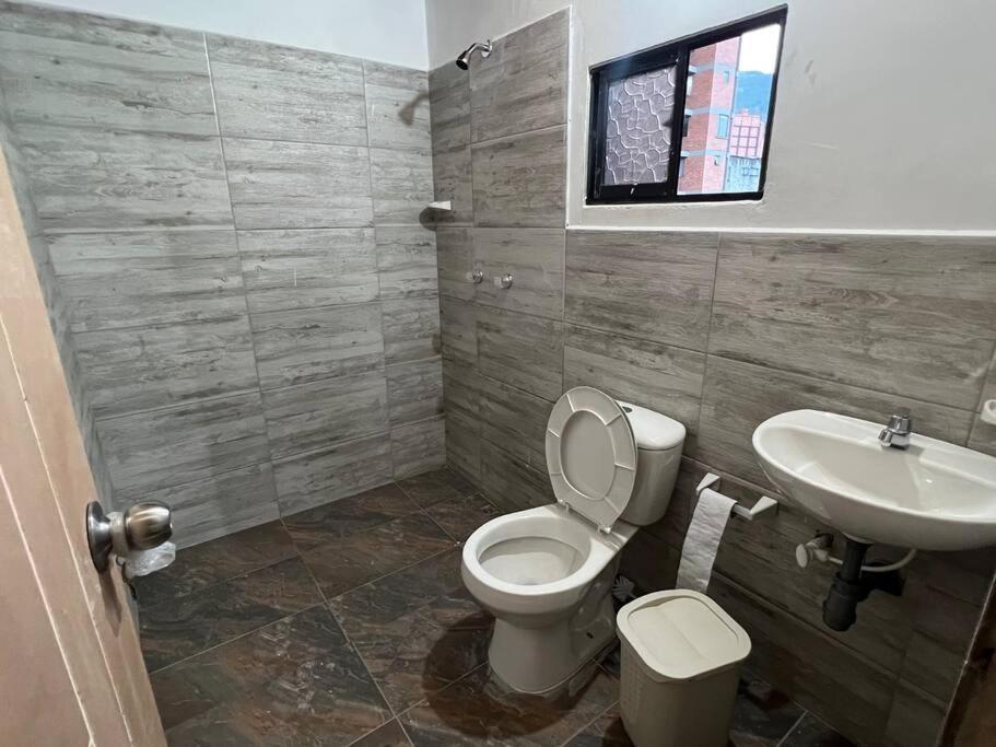 Hermoso/lujoso apartamento en excelente ubicacion