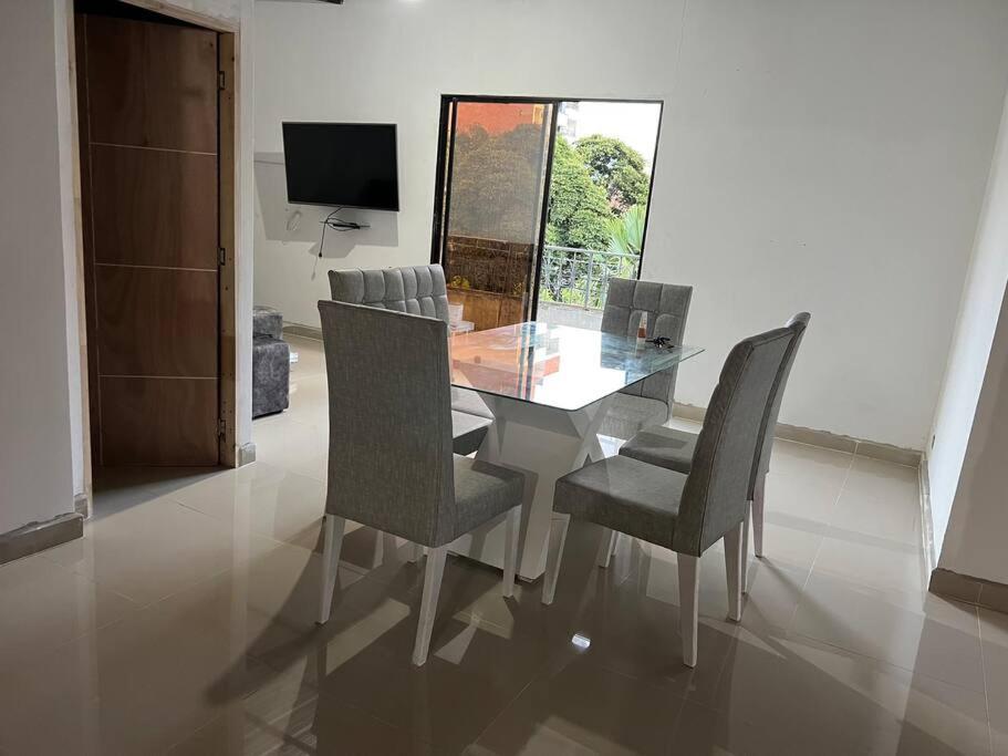 Hermoso/lujoso apartamento en excelente ubicacion