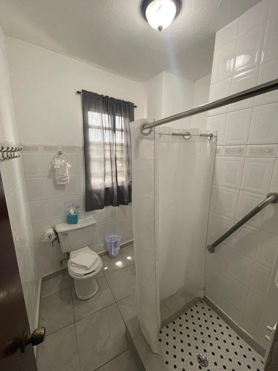 The Village Inn - Property Image 20