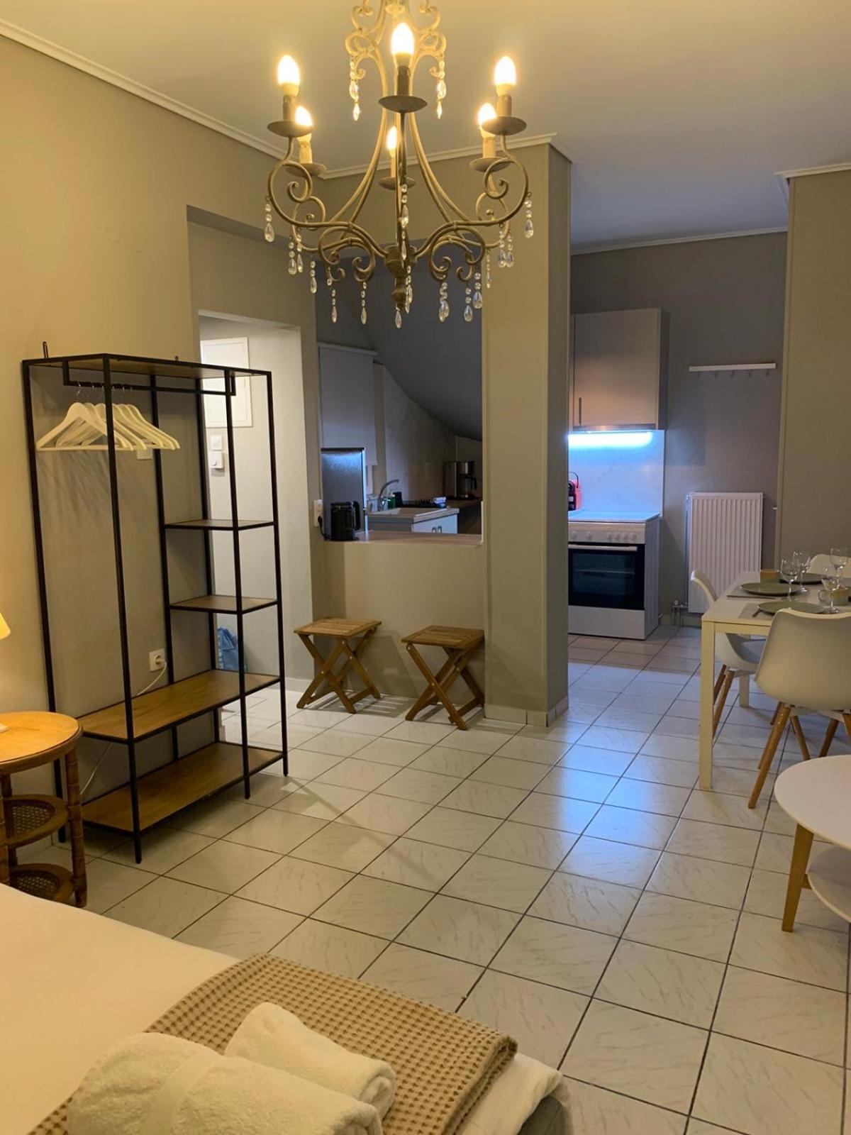 White elephant ground floor apartment