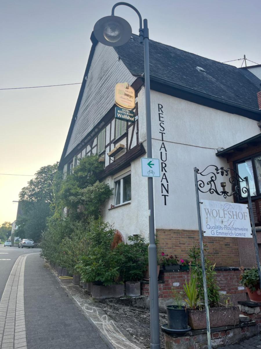 restaurant