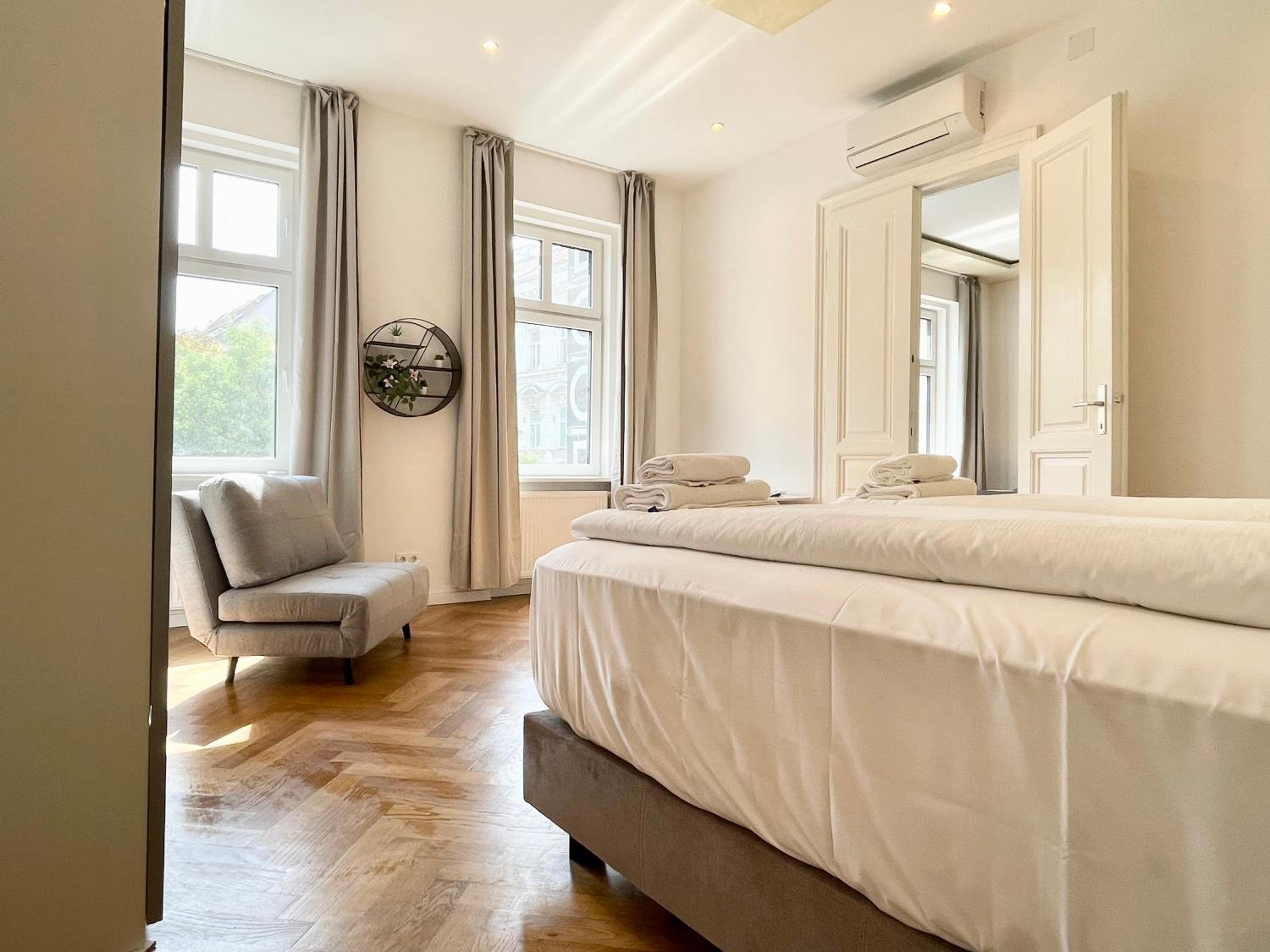 Boutique Apartment at famous Vienna Kutschkermarkt