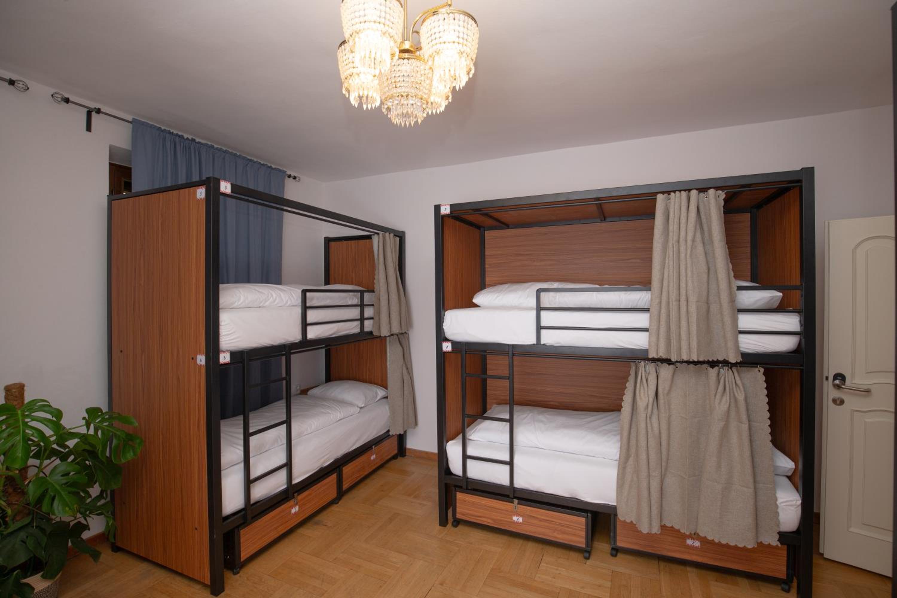Women's Only Hostel - Female Only