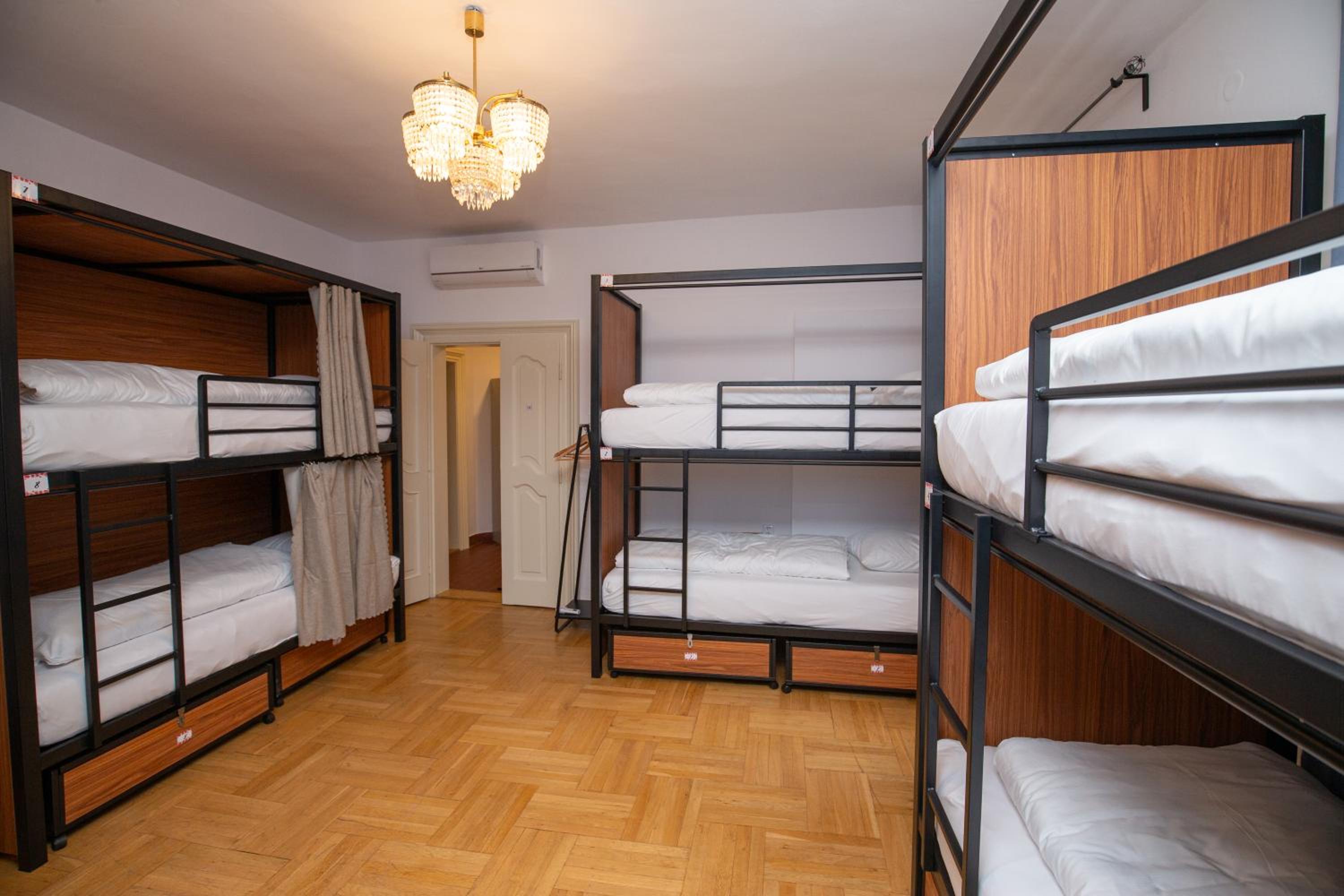 Women's Only Hostel - Female Only