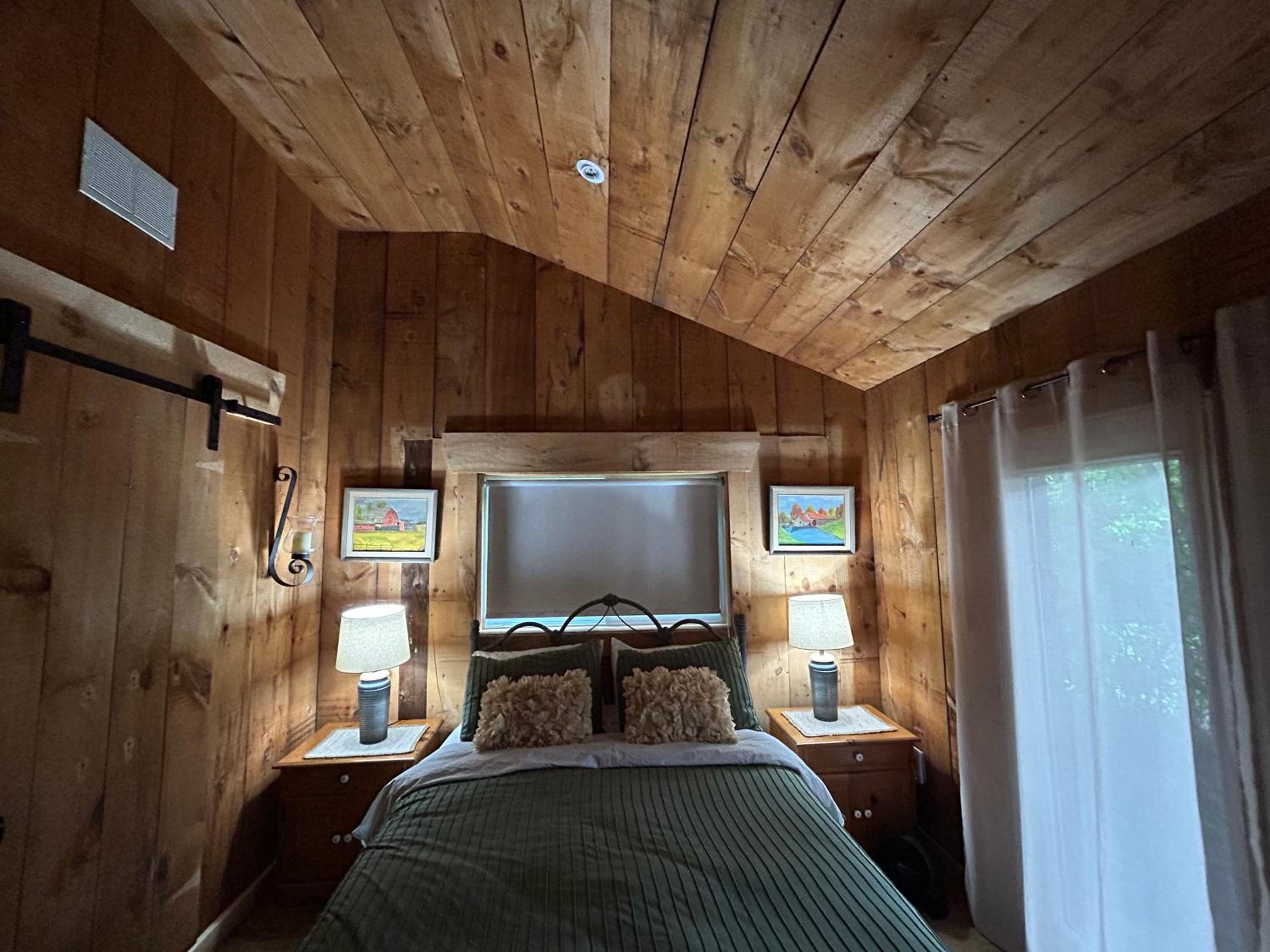 Cozy Guest House close to Wasaga Beach & Blue Mtn