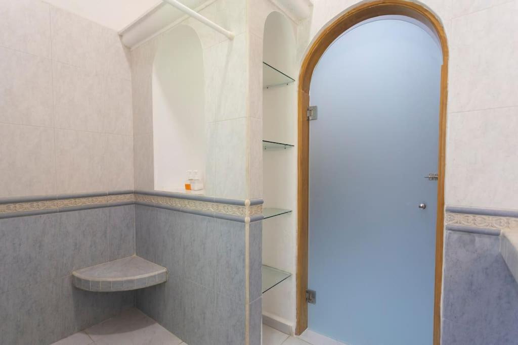 Cancun Family ideal Villa, private pool and garden