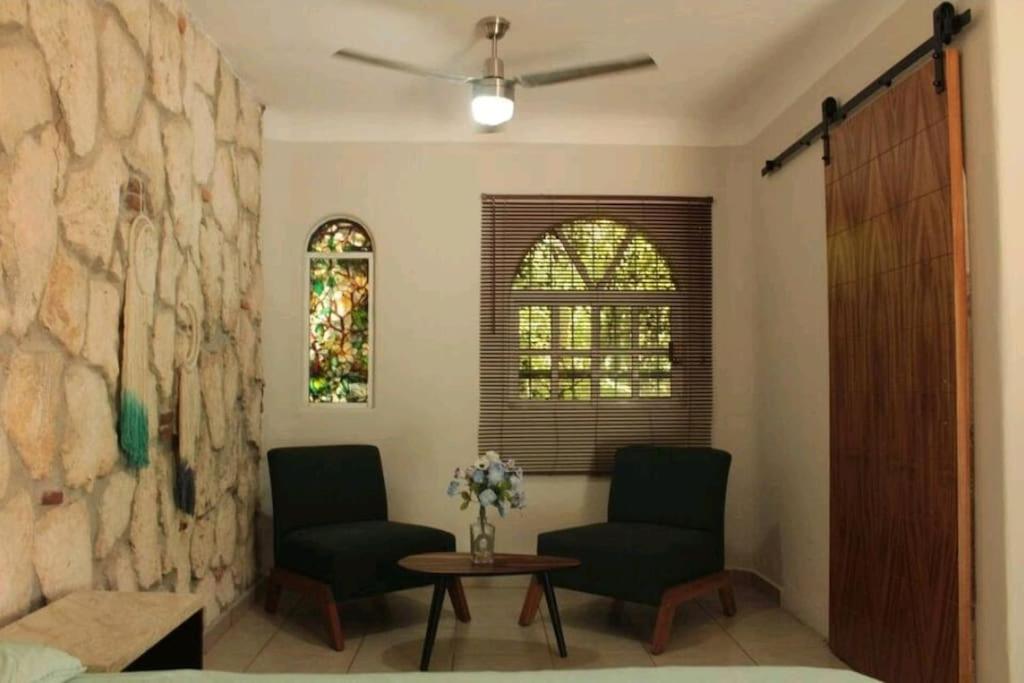 Cancun Family ideal Villa, private pool and garden