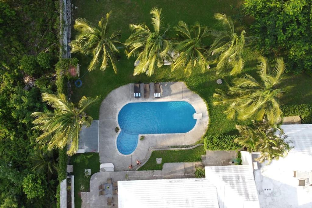 Cancun Family ideal Villa, private pool and garden