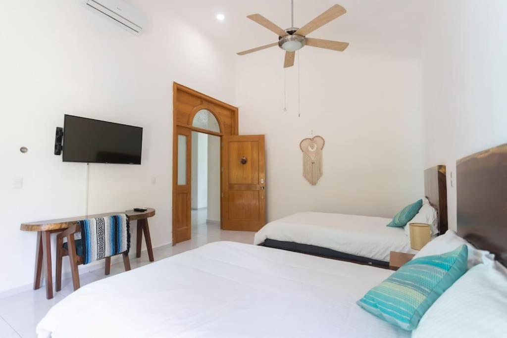 Cancun Family ideal Villa, private pool and garden