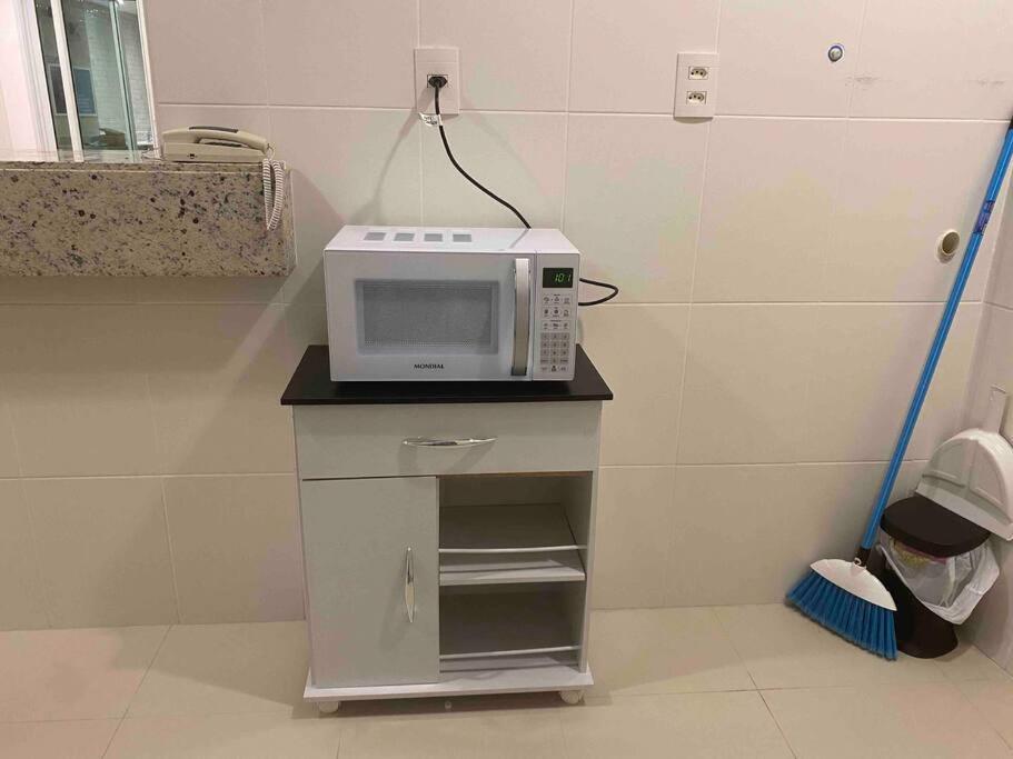 Apartamento amplo e acesso à praia
