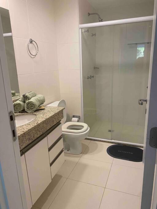 Apartamento amplo e acesso à praia