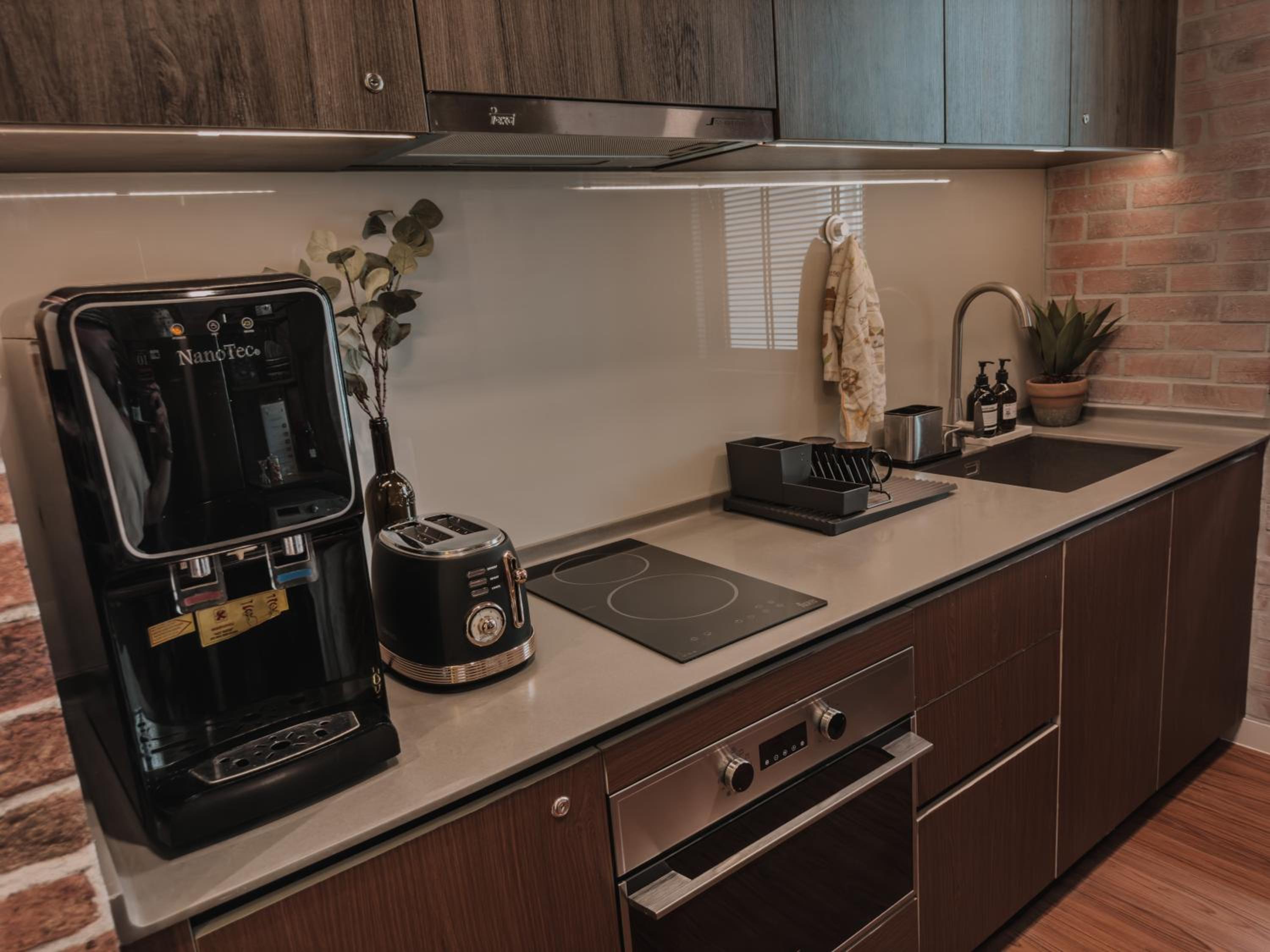 Wizarding Residence near KLCC link LRT & Mall